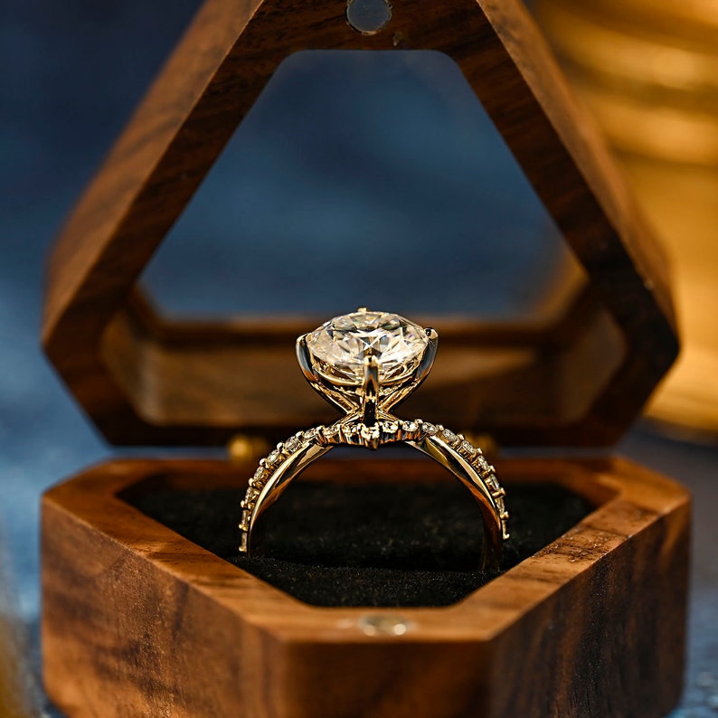1.0-3.0 CT Round F/VS1 CVD Diamond Unique Engagement Ring - Camila Brown