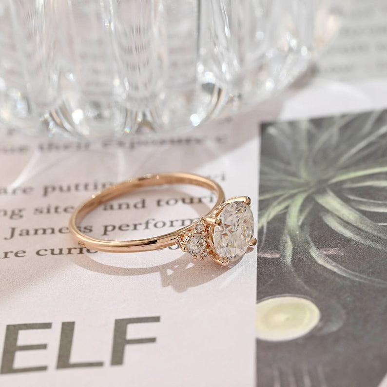 1.0 - 3.0 CT Round F/VS1 CVD Diamond Cluster Engagement Ring - Camila Brown