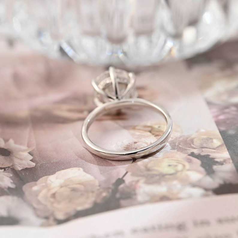 1.0 - 3.0 CT Round F/VS1 CVD Diamond Hidden Halo solitaire Engagement Ring - Camila Brown