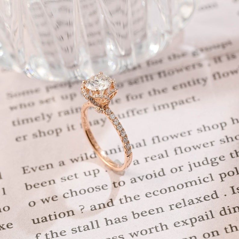 1.0 CT Round F/VS1 CVD Diamond Unique Halo Pave Setting Engagement Ring - Camila Brown