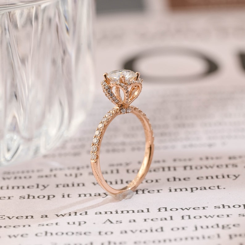 1.0 CT Round F/VS1 CVD Diamond Unique Halo Pave Setting Engagement Ring - Camila Brown