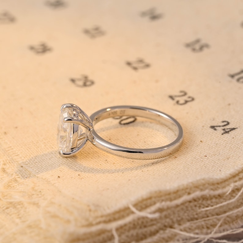 1.0-3.0 CT Oval F/VS1 CVD Diamond Solitaire Engagement Ring - Camila Brown