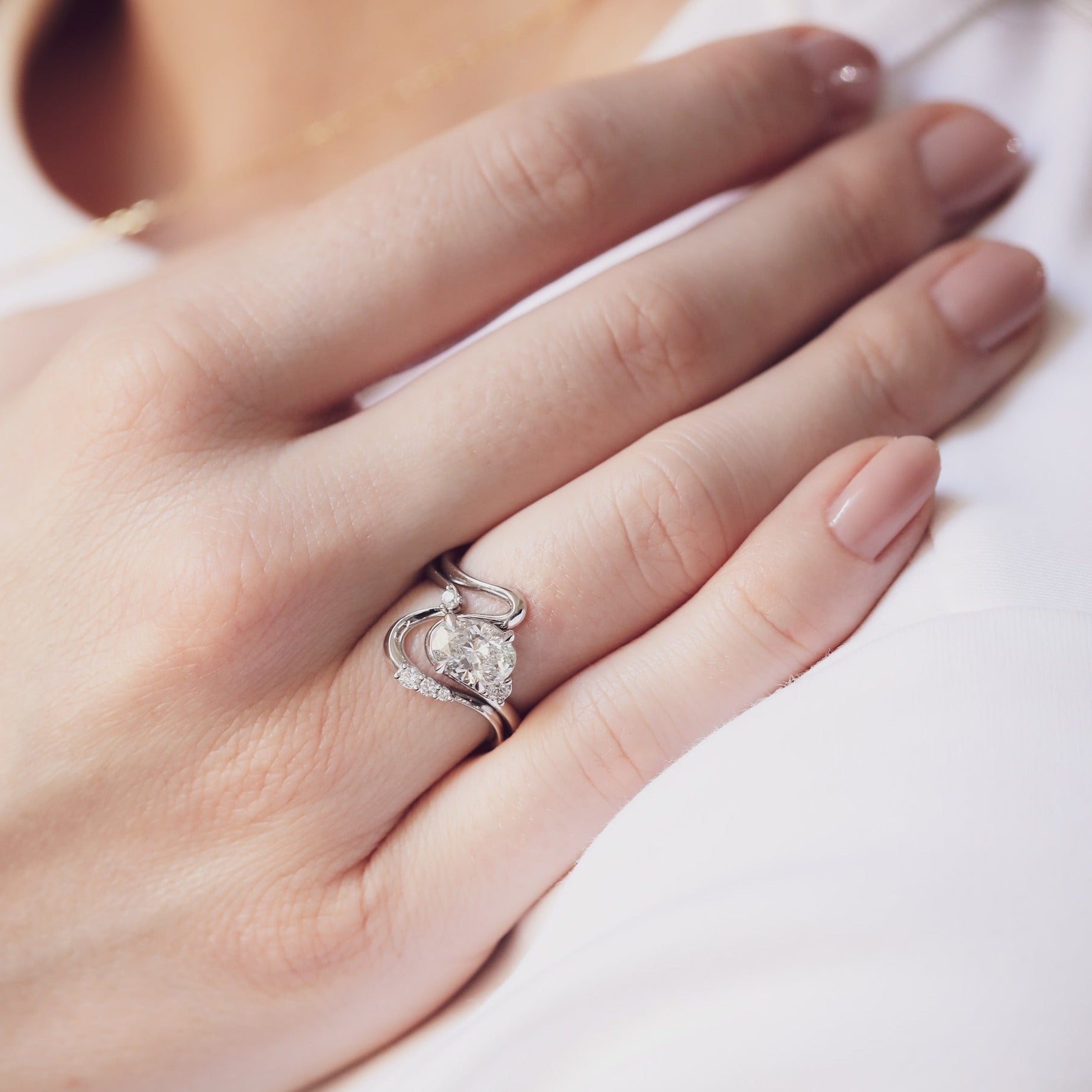 1.24-3.50 CT Oval Lab Grown Diamond Unique Bridal Ring Set