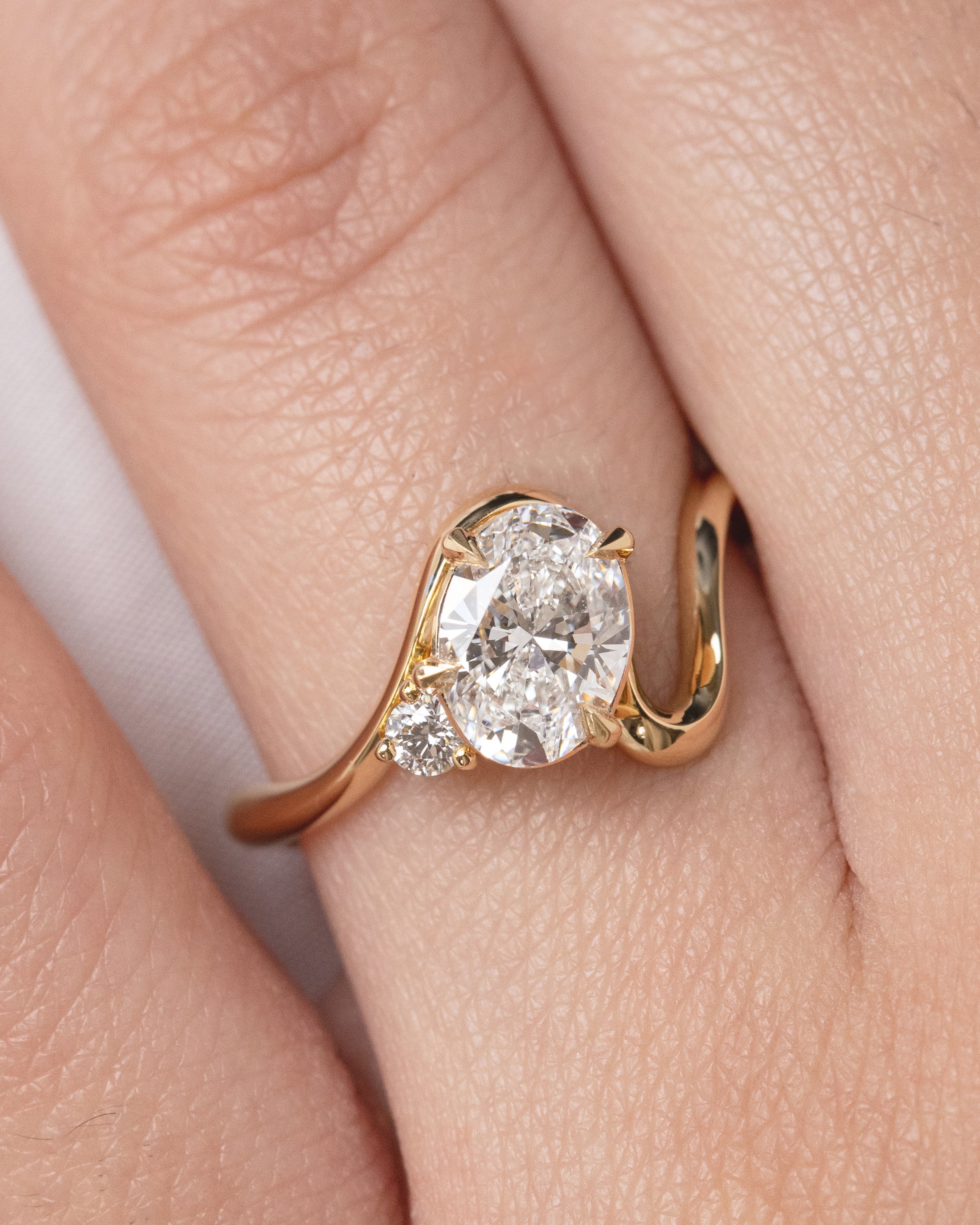 1.05- 2.0 CT Oval Lab Grown Diamond Unique Engagement Ring