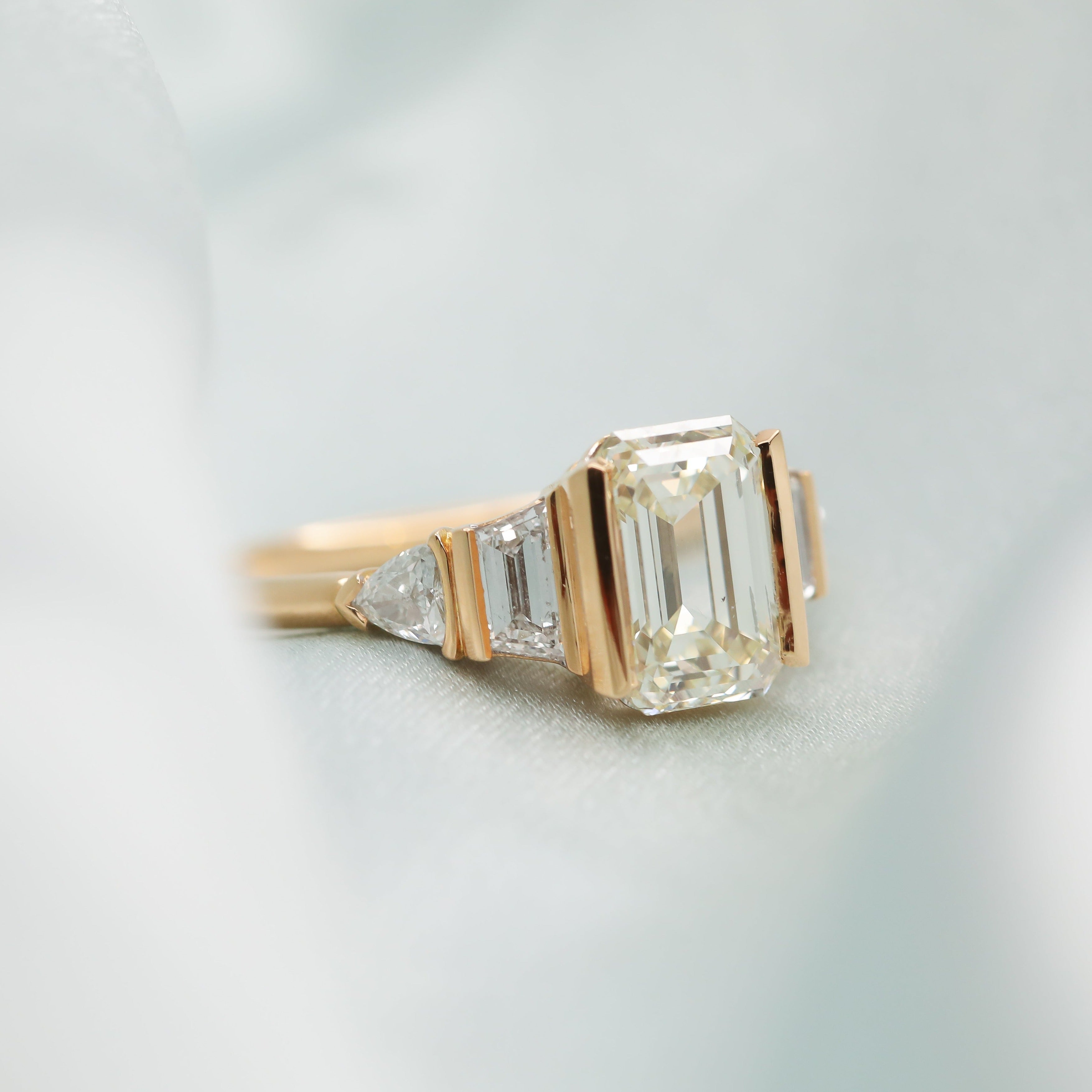 1.0 - 3.0 CT Emerald  Lab Grown Diamond Unique Engagement ring
