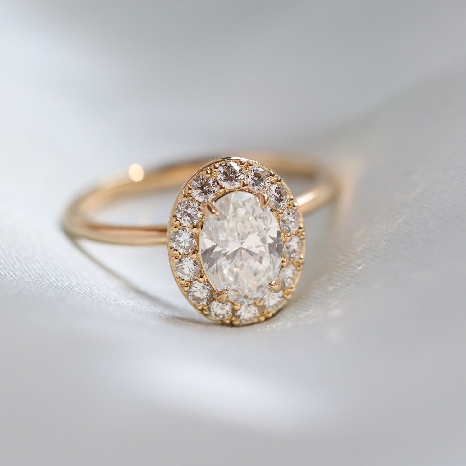 1.0 -3.0  CT Oval  Lab Grown Diamond Halo Engagement ring