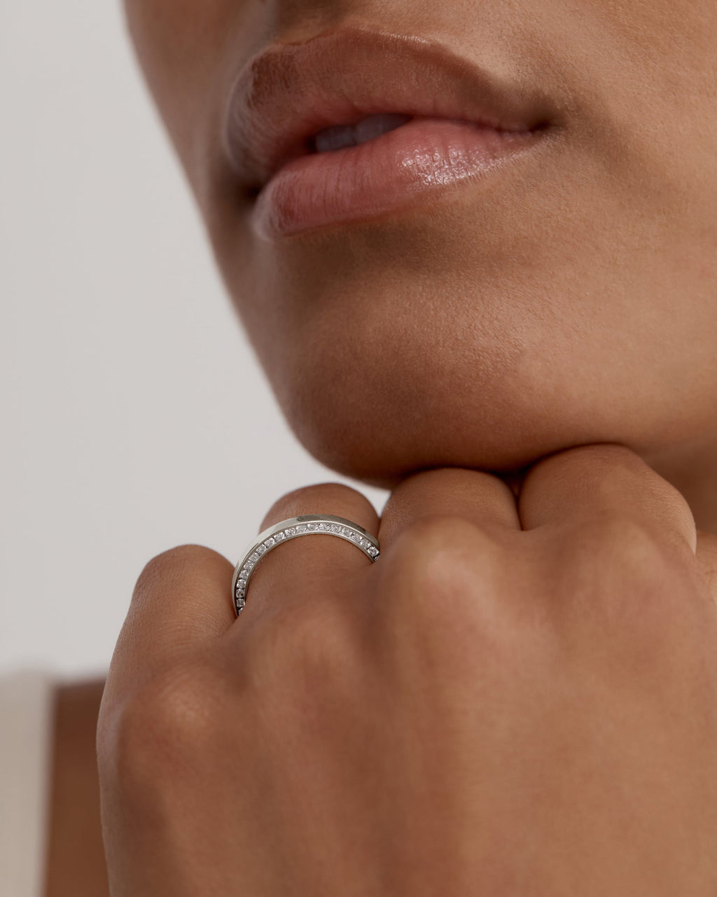 0.20 TCW Round EF- VVS Diamond Pave Wedding Band