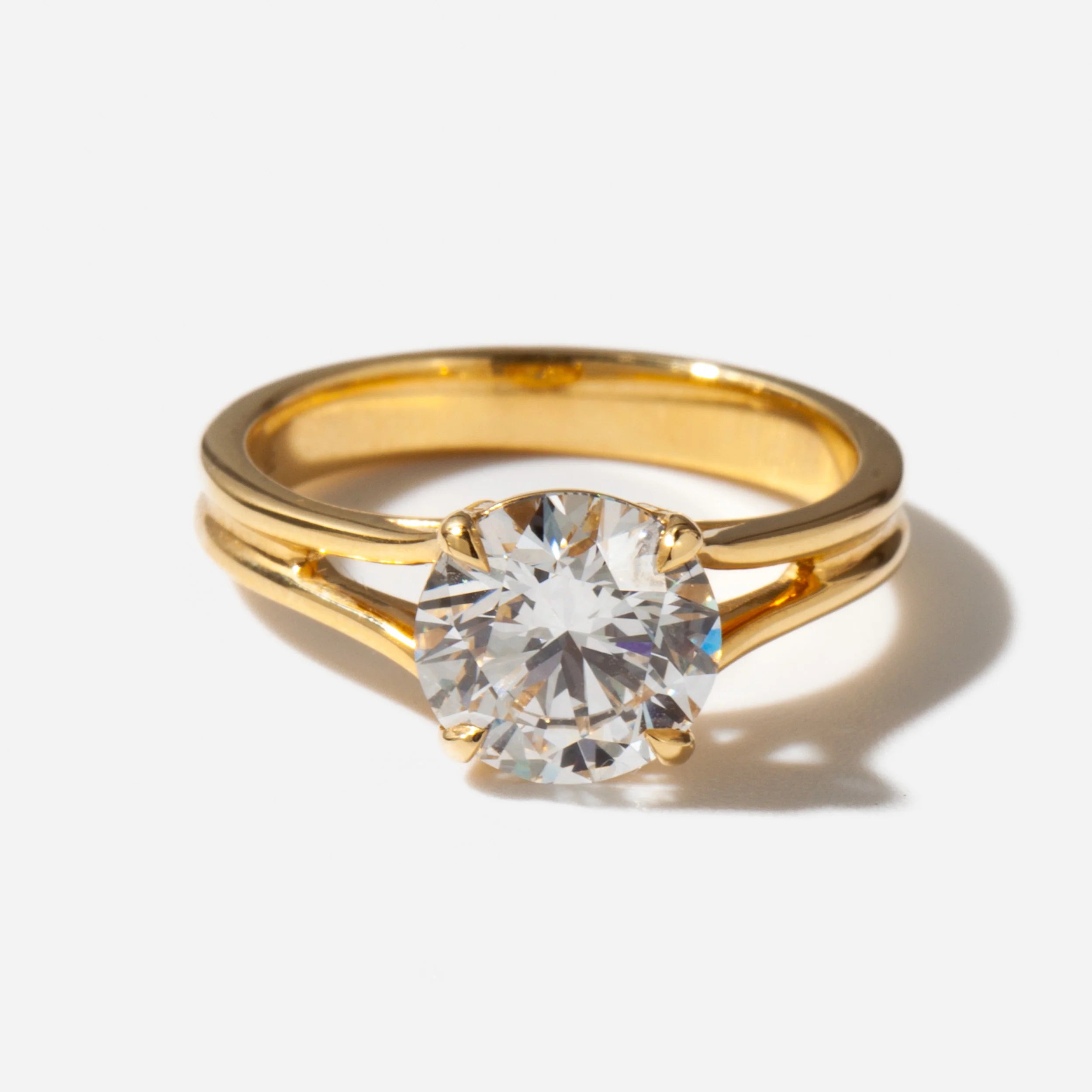 1.0 -3.0 CT Round CVD Diamond Split Shank Engagement Ring