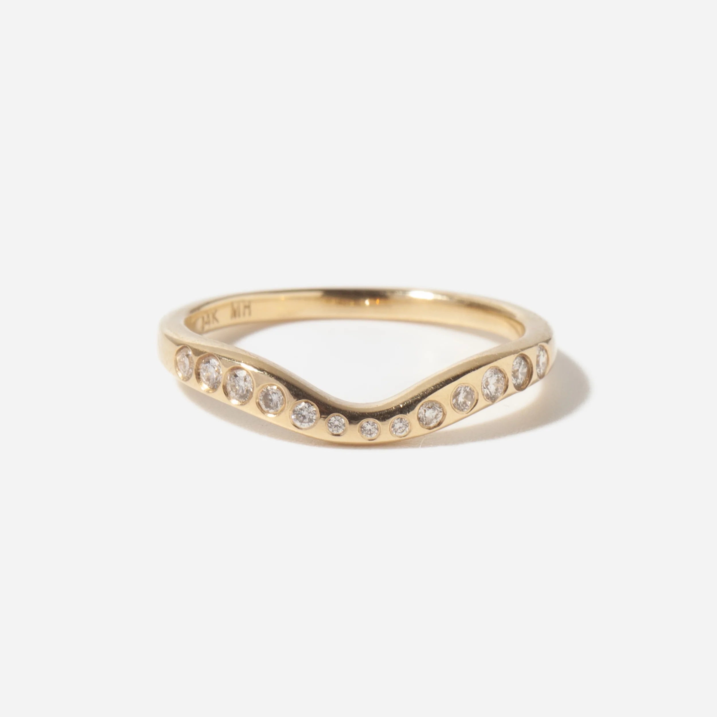 0.4 TCW Round CVD Diamond Curved Wedding Band