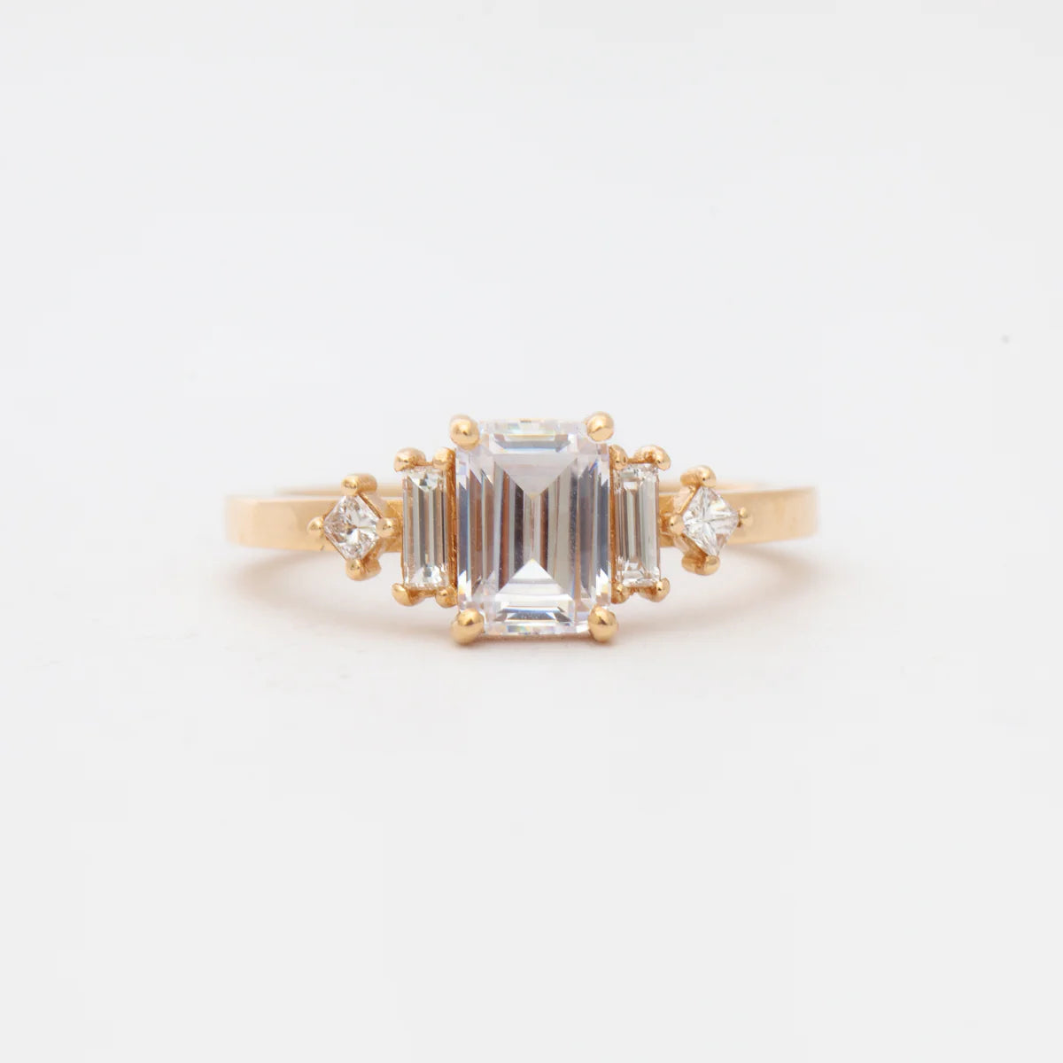 1.0 -2.0 CT Emerald Lab Grown Diamond Cluster Engagement Ring