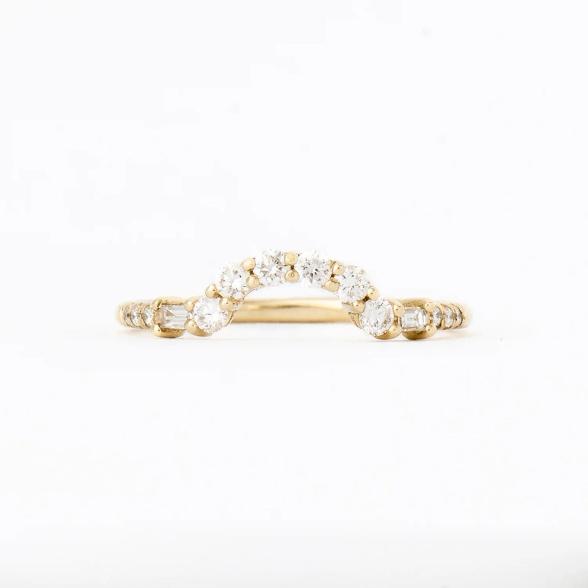 0.3 TCW Baguette & Round CVD Diamond Curved Wedding Band