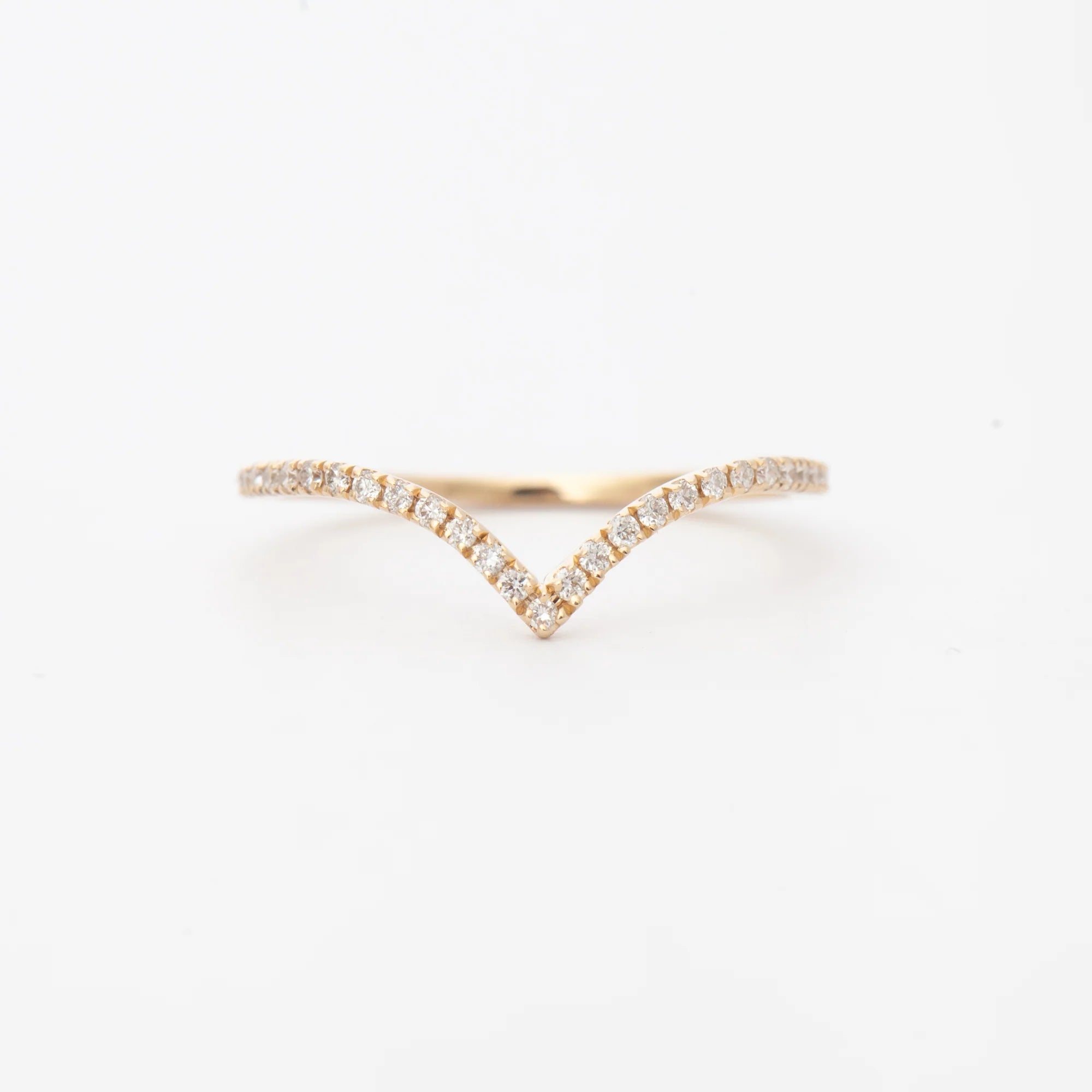 0.20 TCW Round CVD Diamond Curved Wedding Band