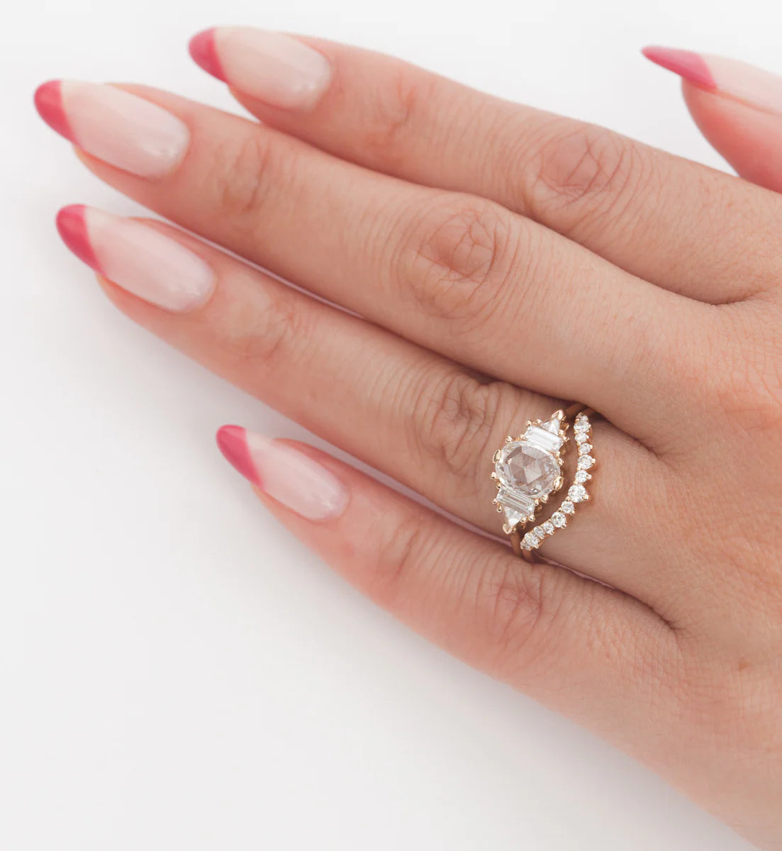 0.17 TCW Round CVD Diamond Curved Wedding Band