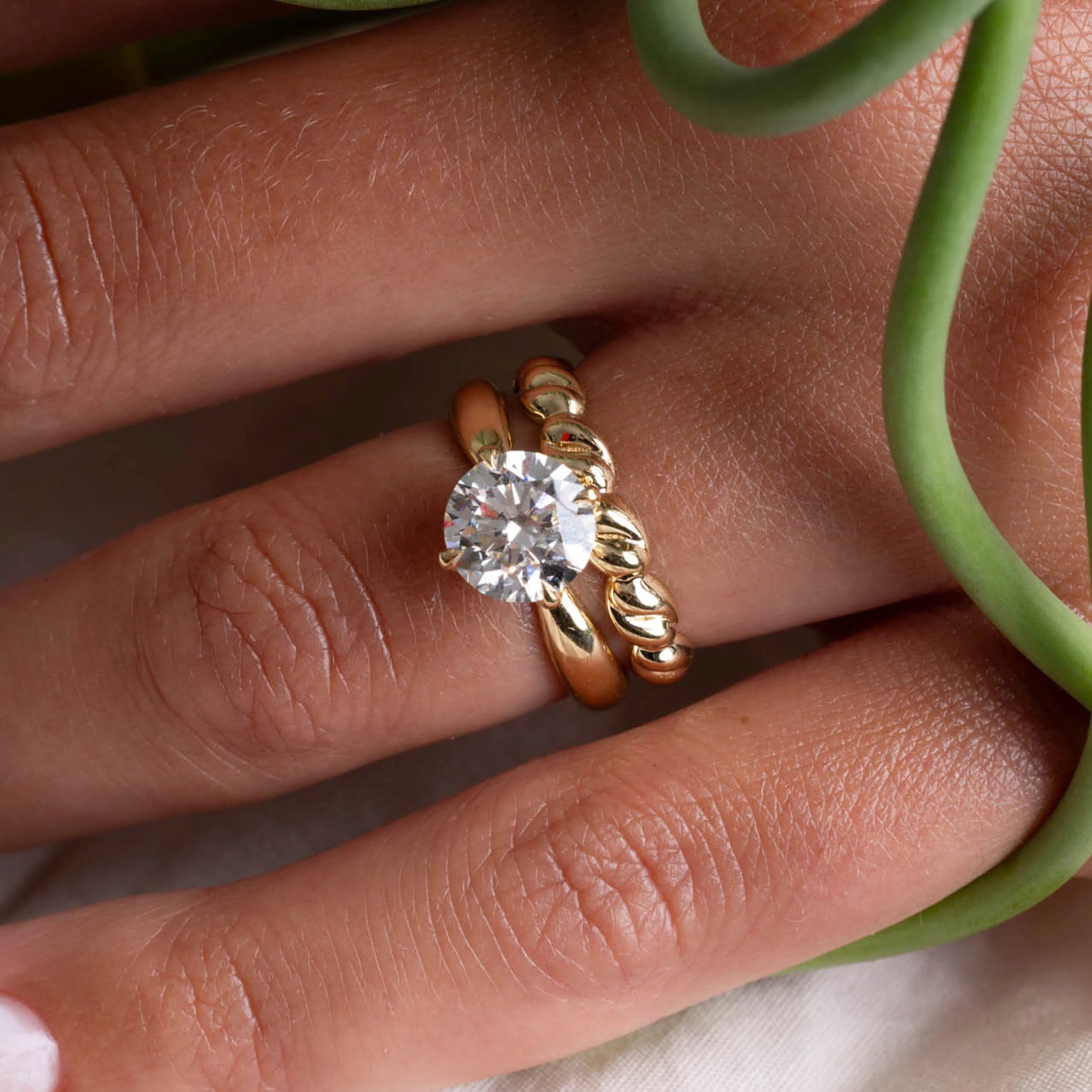 1.0 -3.0 CT Round CVD Diamond SolitaireEngagement Ring