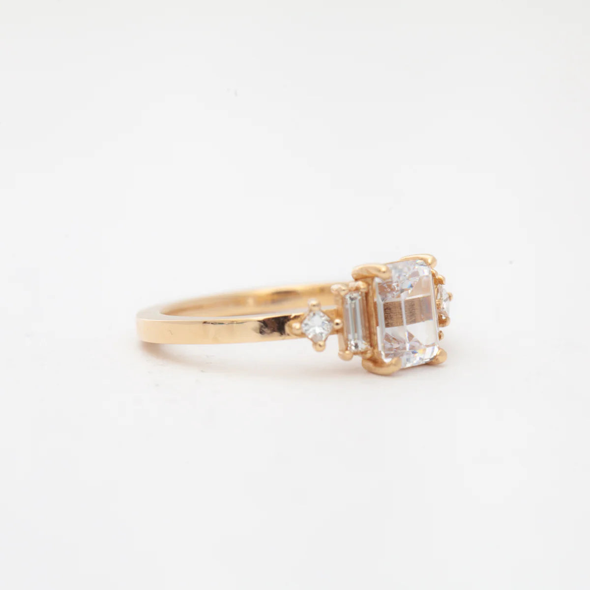1.0 -2.0 CT Emerald Lab Grown Diamond Cluster Engagement Ring