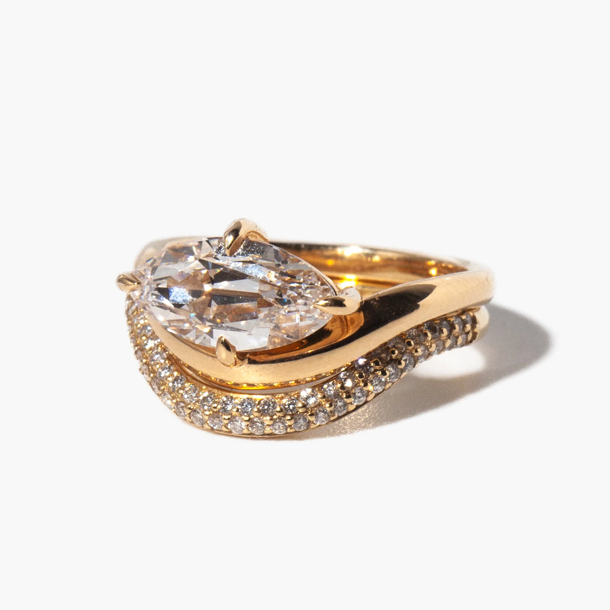 0.38 TCW Round CVD Diamond curved Wedding Band