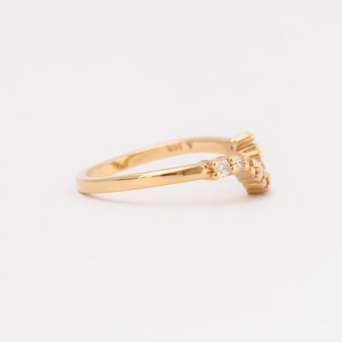 0.17 TCW Round CVD Diamond Curved Wedding Band
