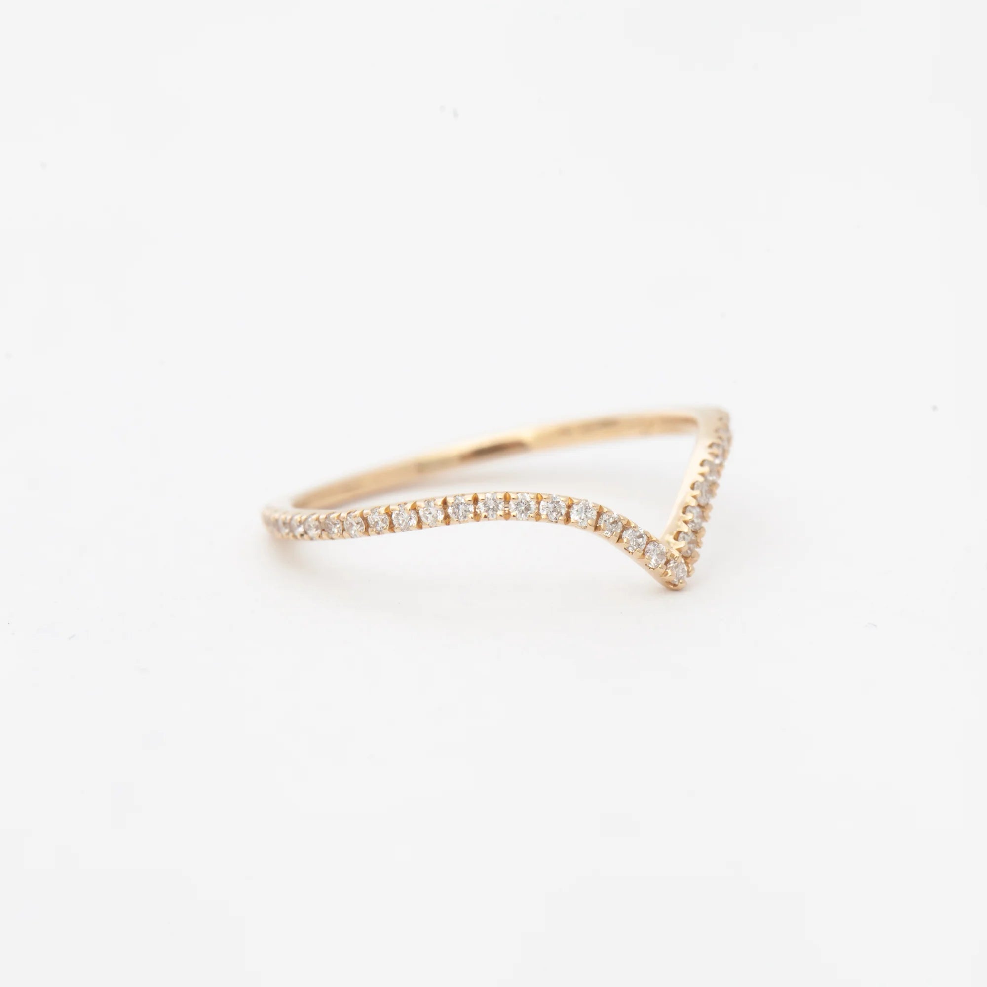 0.20 TCW Round CVD Diamond Curved Wedding Band