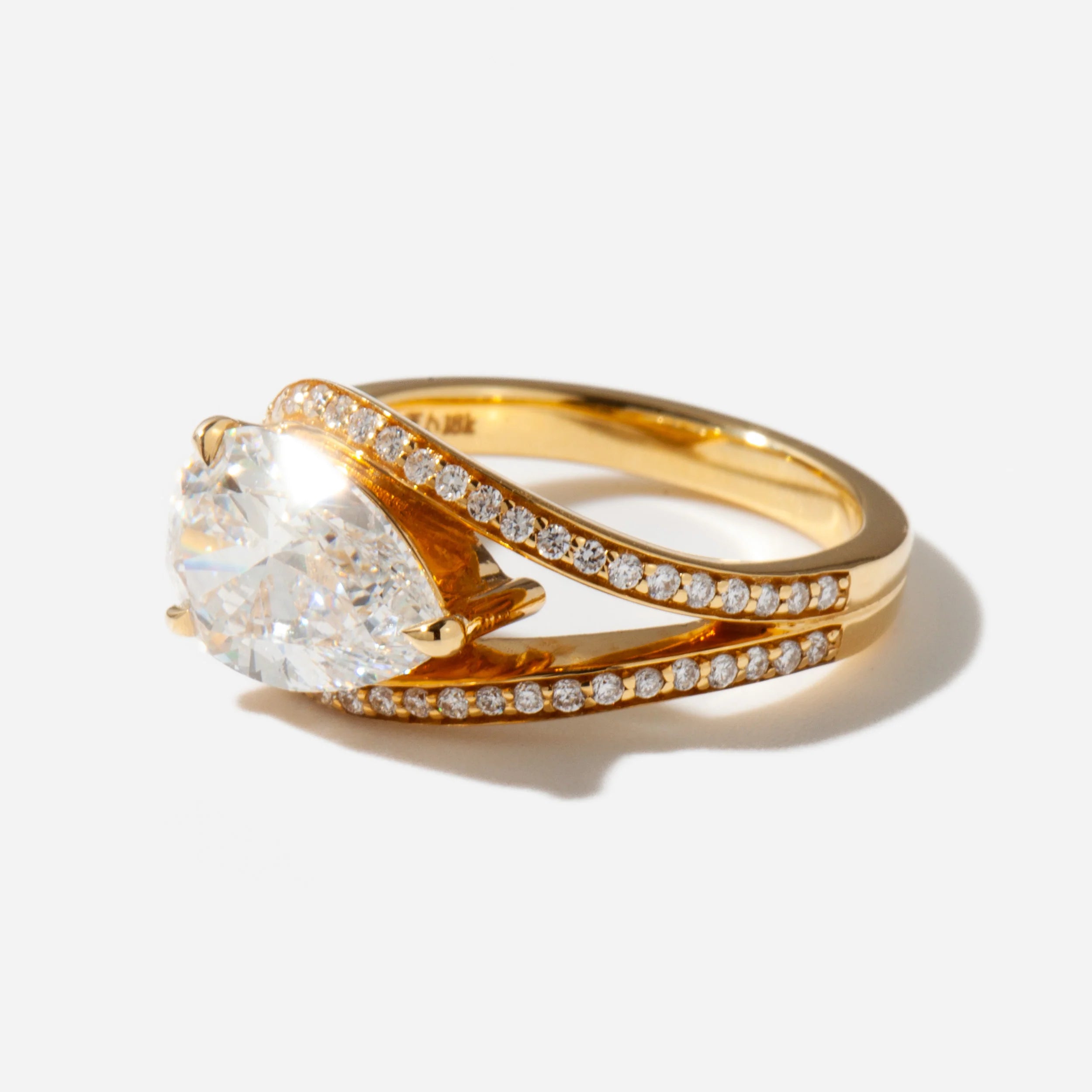 1.50 -3.50 CT Pear CVD Diamond Unique Engagement Ring
