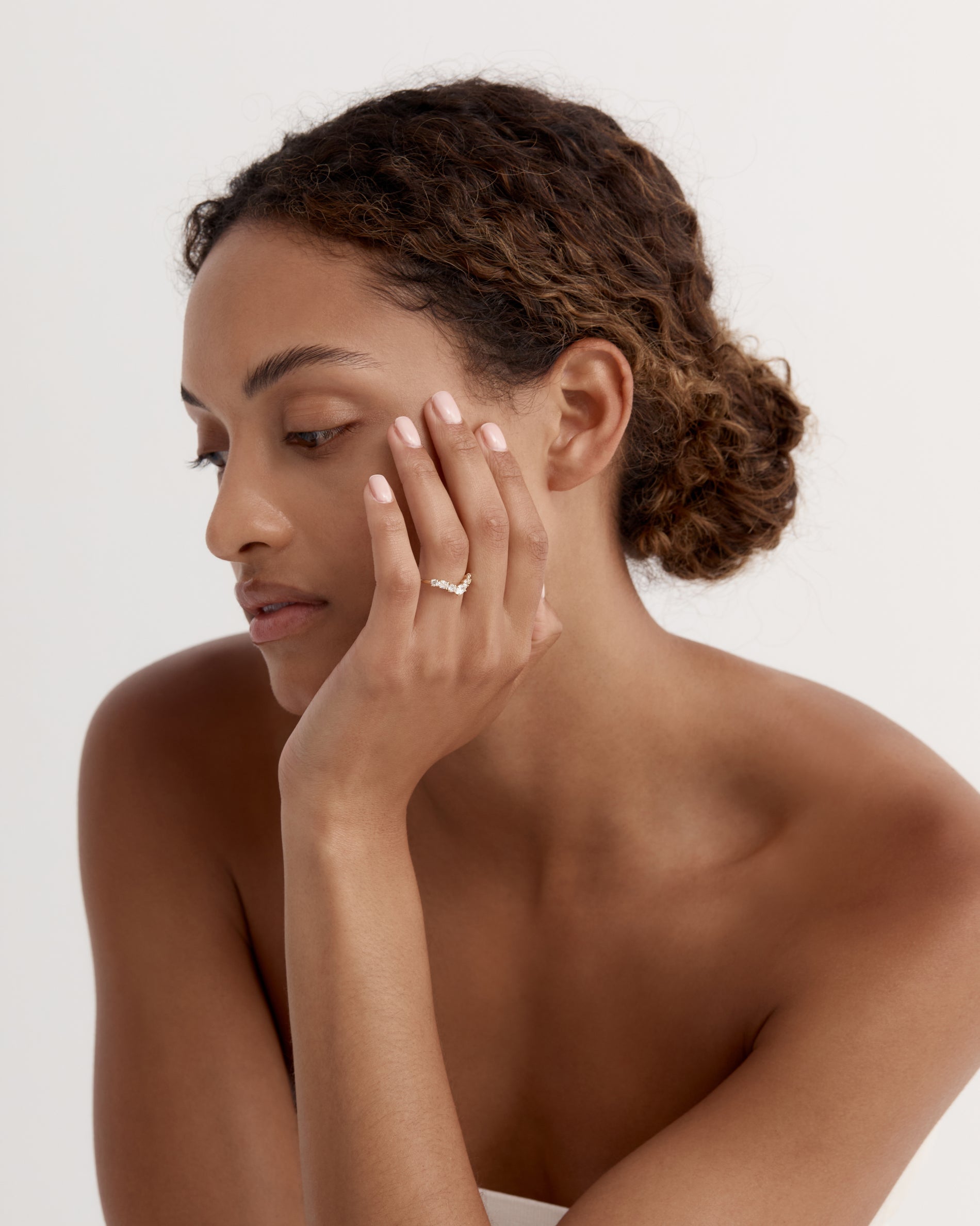 0.85 TCW Oval & Round Diamond Cluster Wedding Band