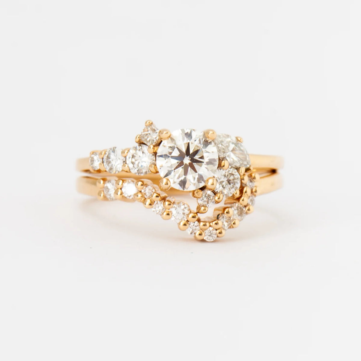 0.17 TCW Round CVD Diamond Curved Wedding Band