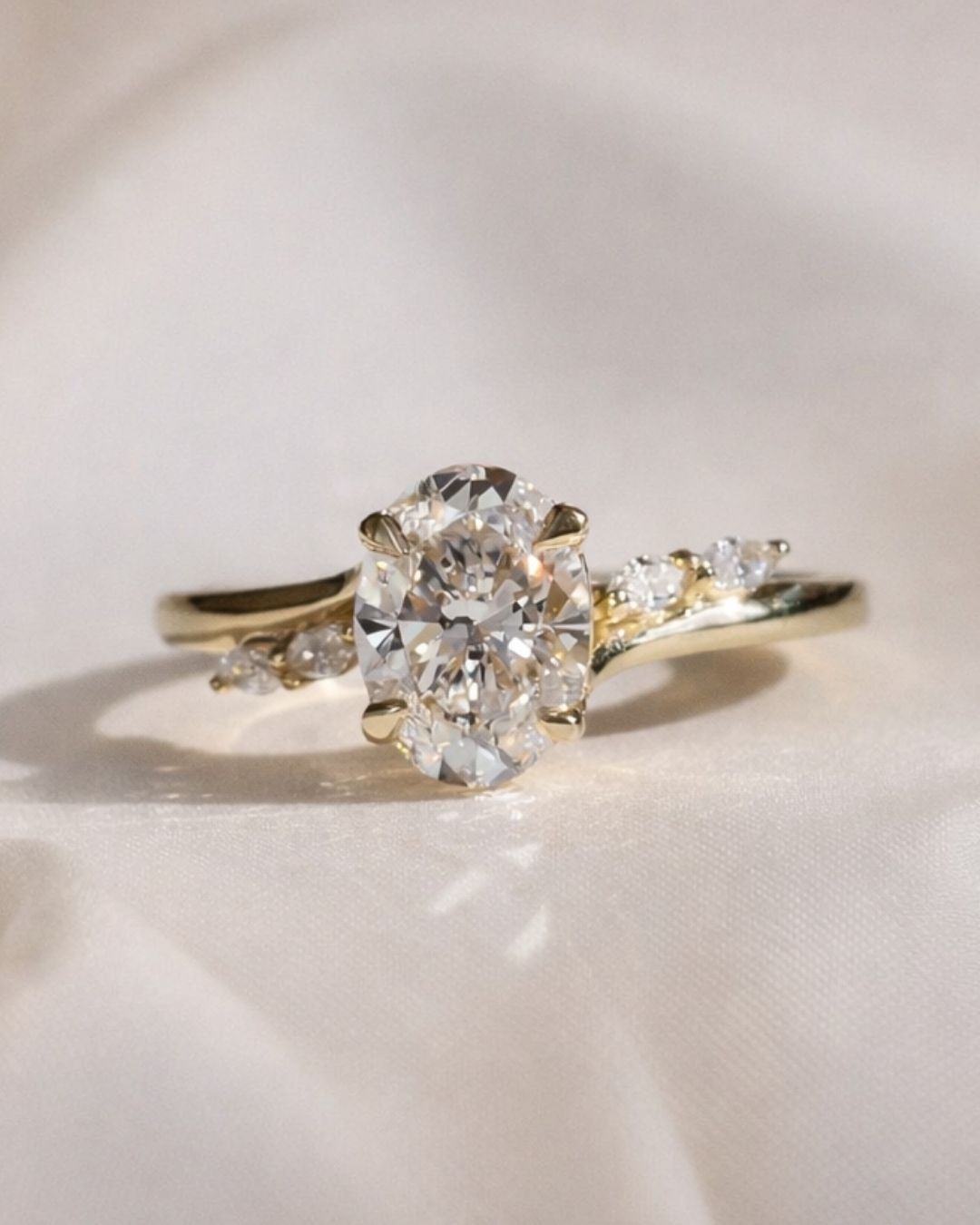 1.0 - 2.5 CT Oval Lab Grown Diamond Cluster Engagement Ring