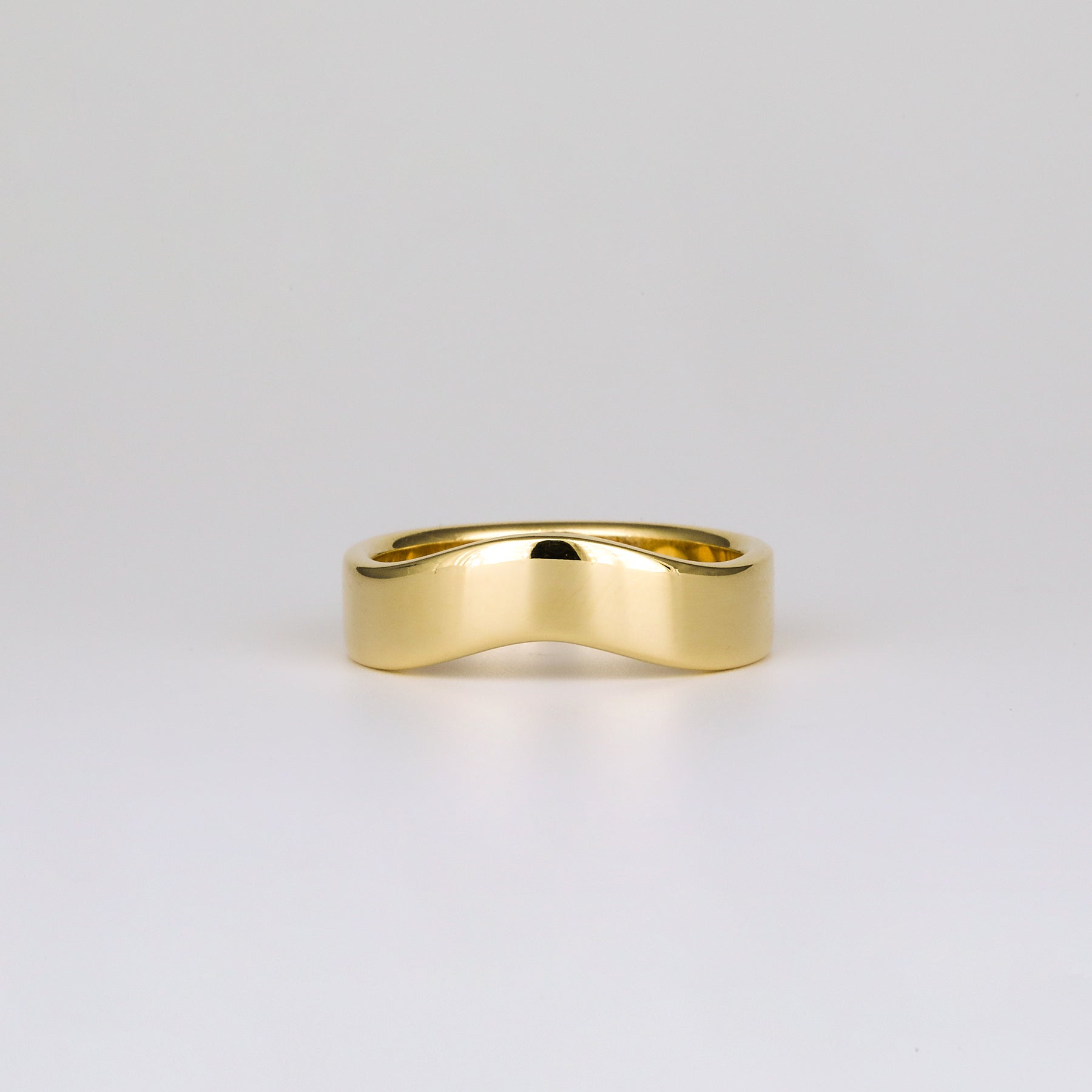 Plain Curved Contour Wedding Band