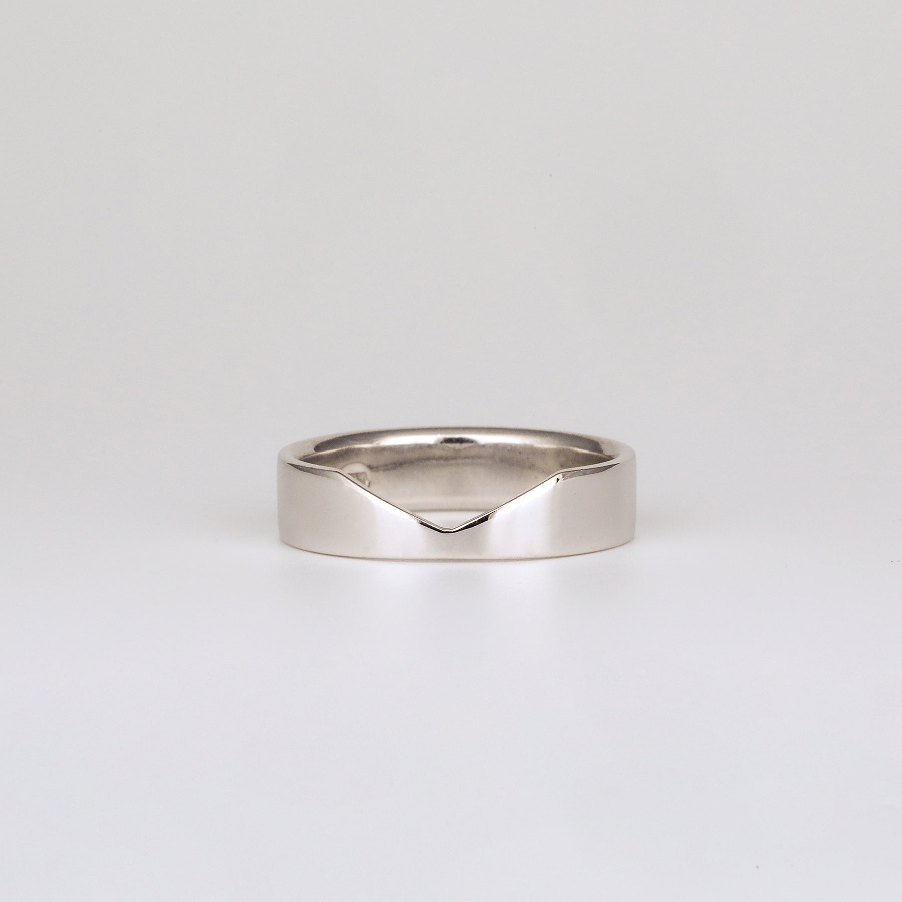 Wide Flat V Shap Wedding band