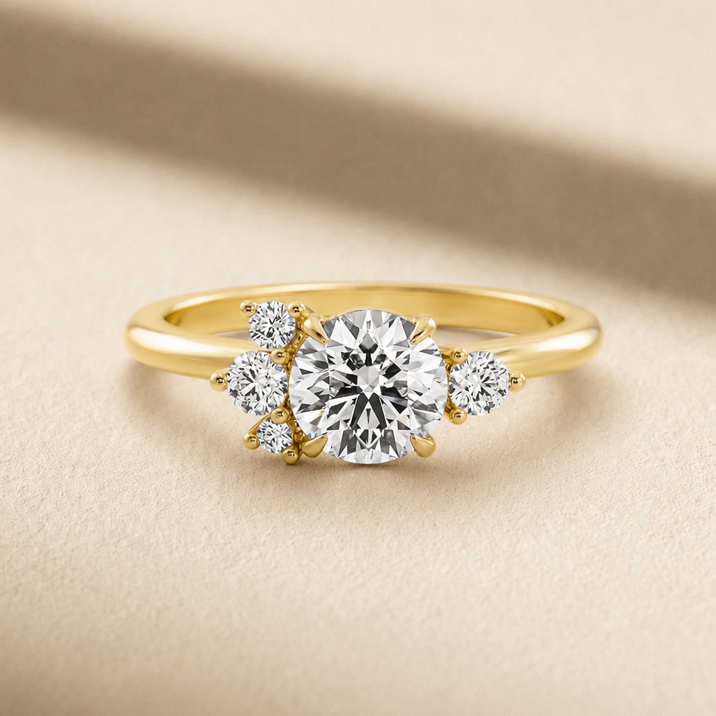 1.0-3.5 CT Round Lab Grown Diamond Cluster Engagement Ring