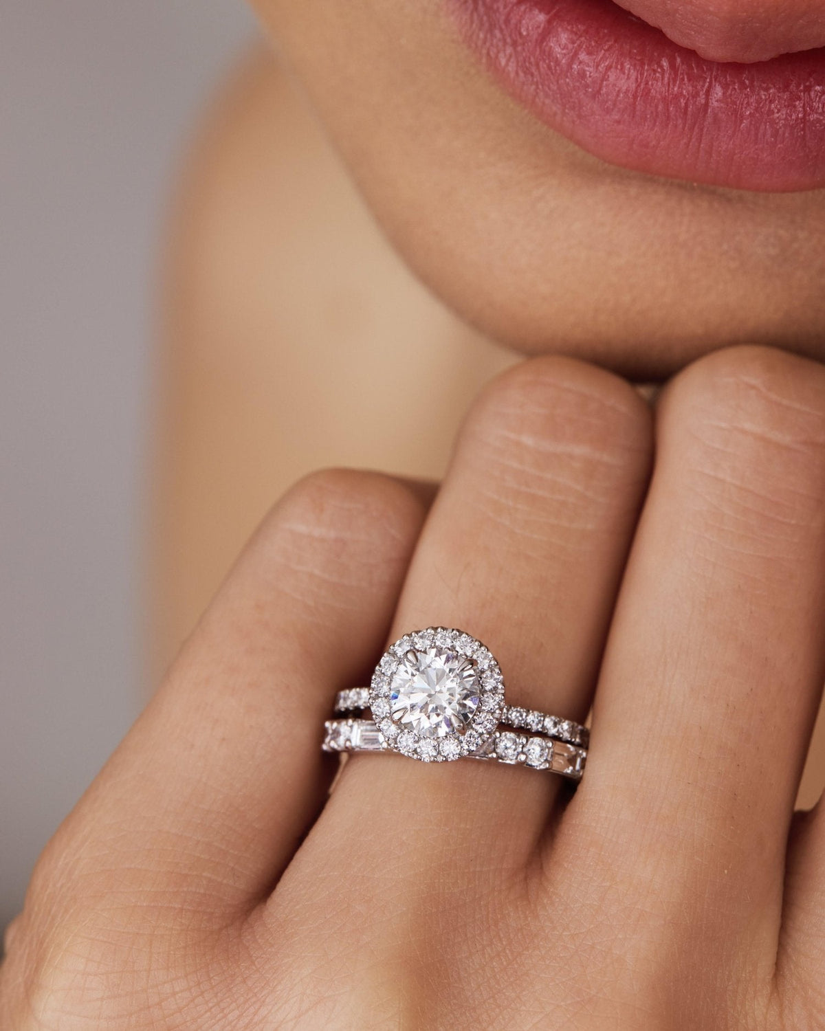 1.0 to 3.0 carat round CVD diamond engagement ring with halo and pave setting in lab-grown diamond, elegant and radiant design

