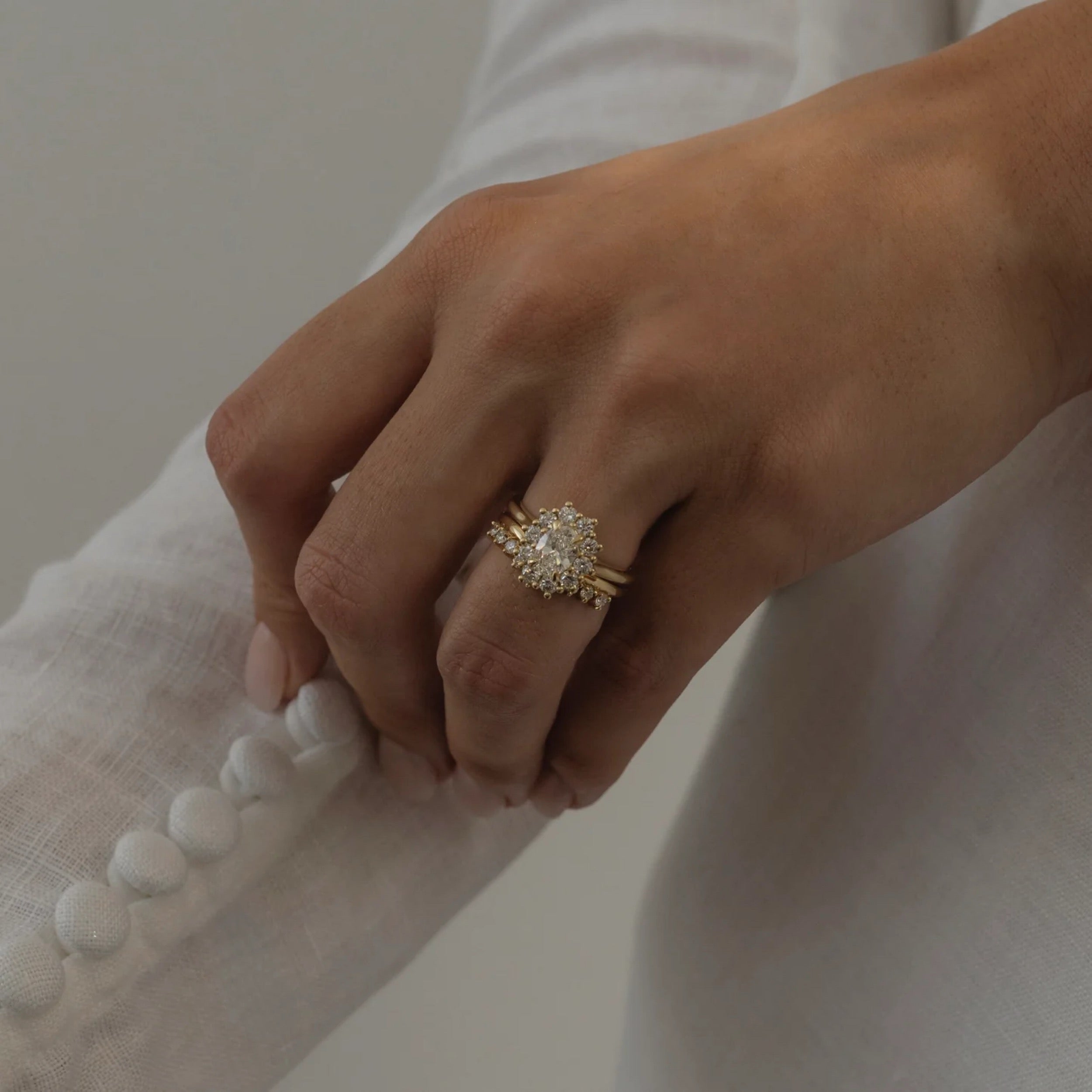 1.5 - 2.5 CT Oval Lab Grown Diamond Antique Halo Engagement Ring