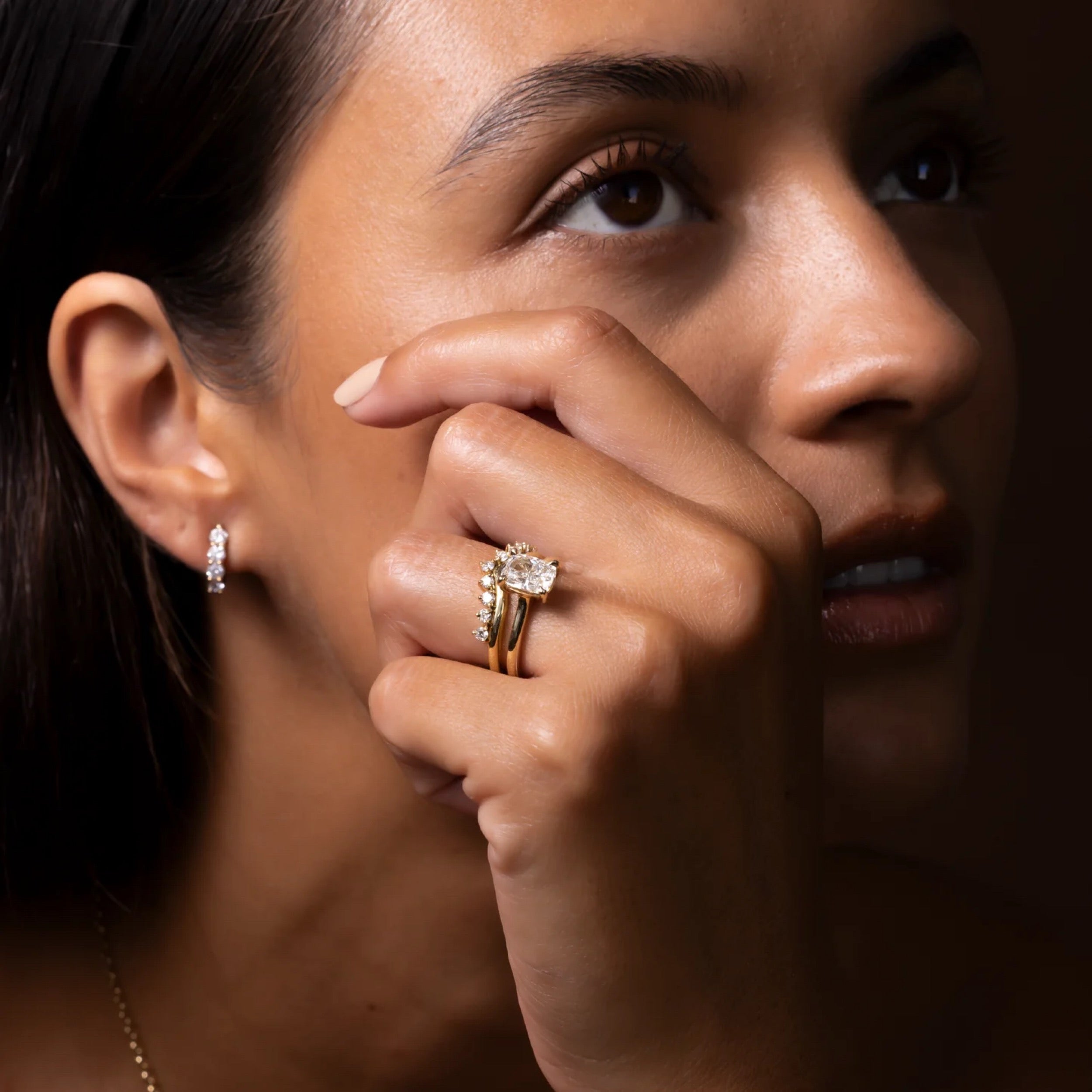 0.4 TCW Round Diamond Chevron Wedding Band