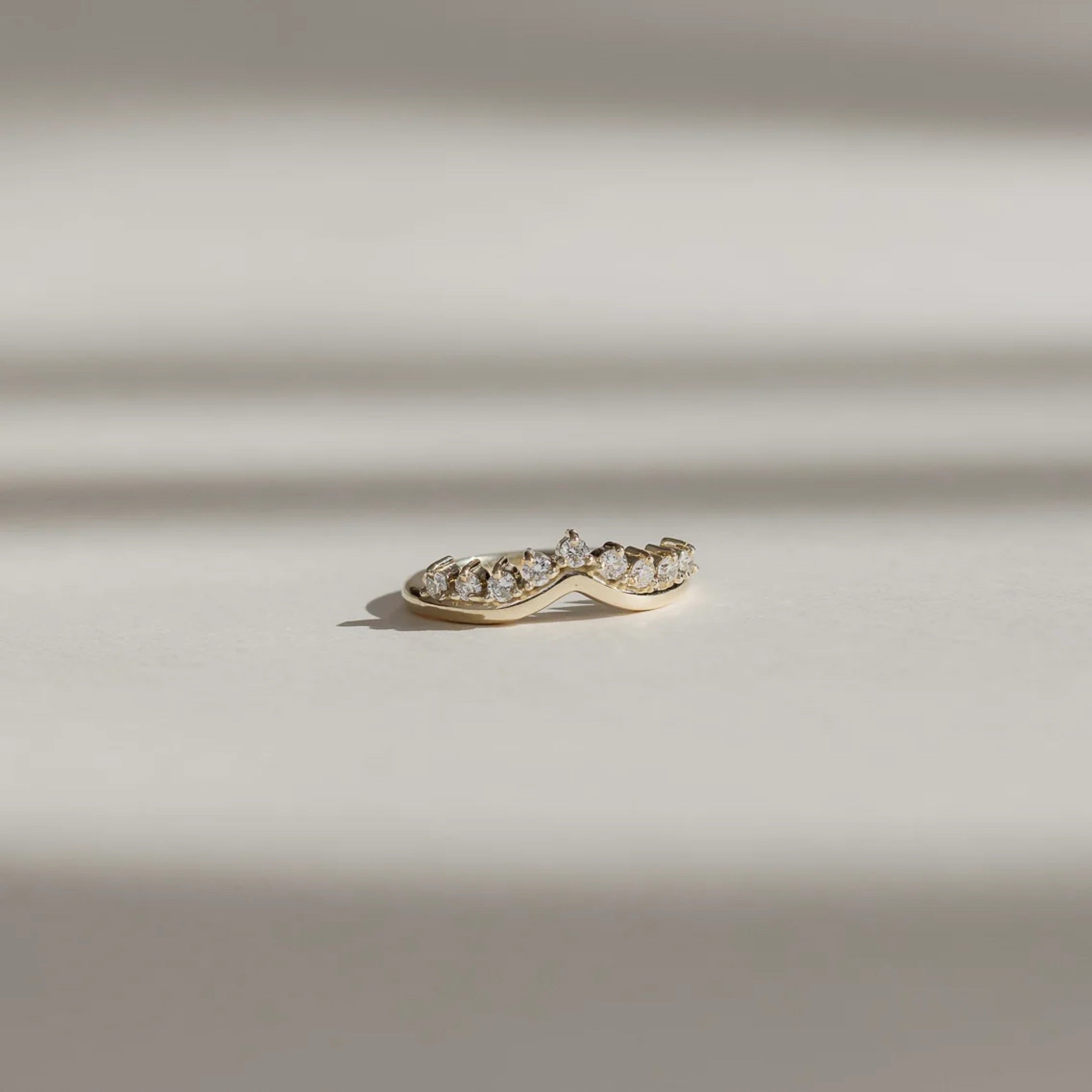 0.4 TCW Round Diamond Chevron Wedding Band