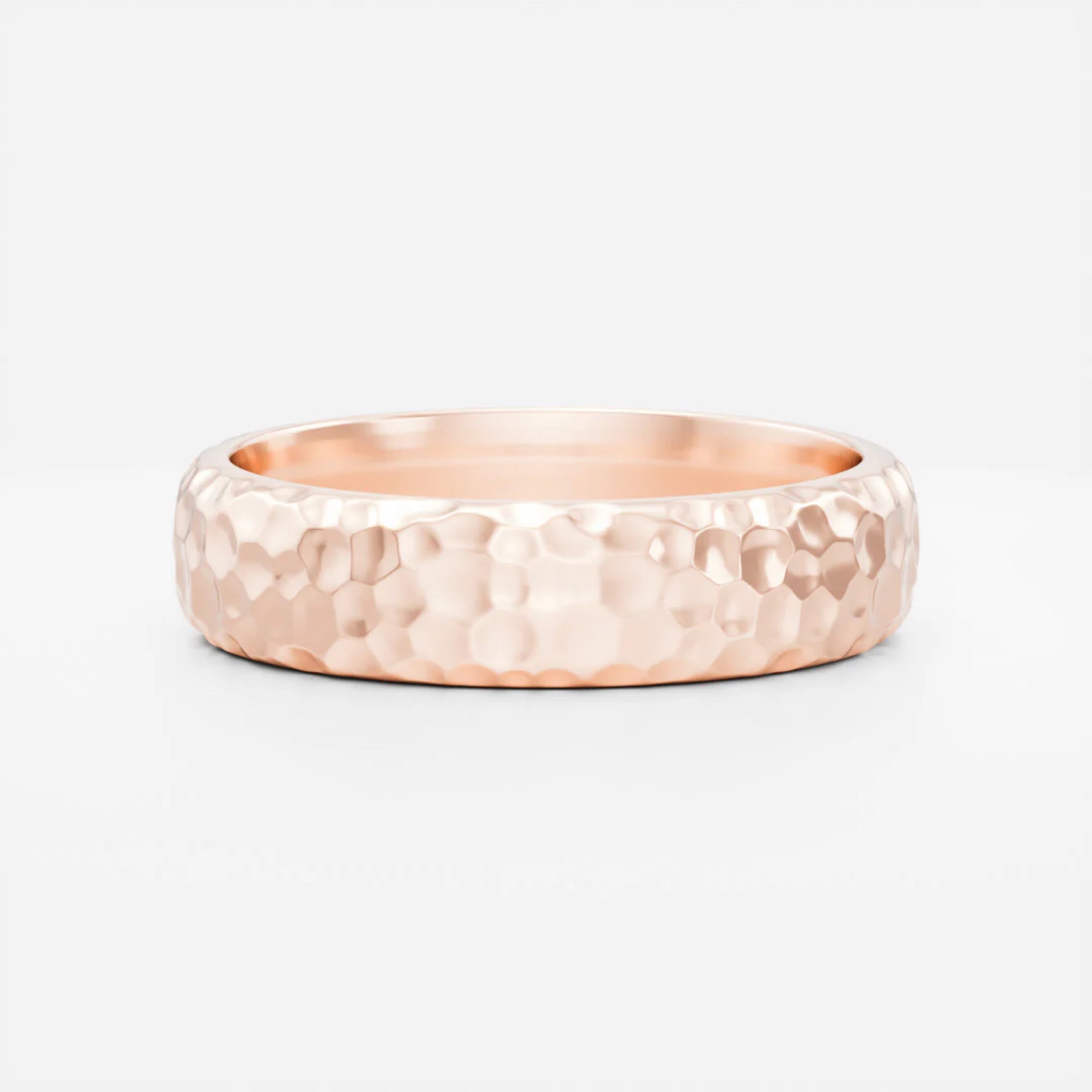 Men's Hammered Wedding Band