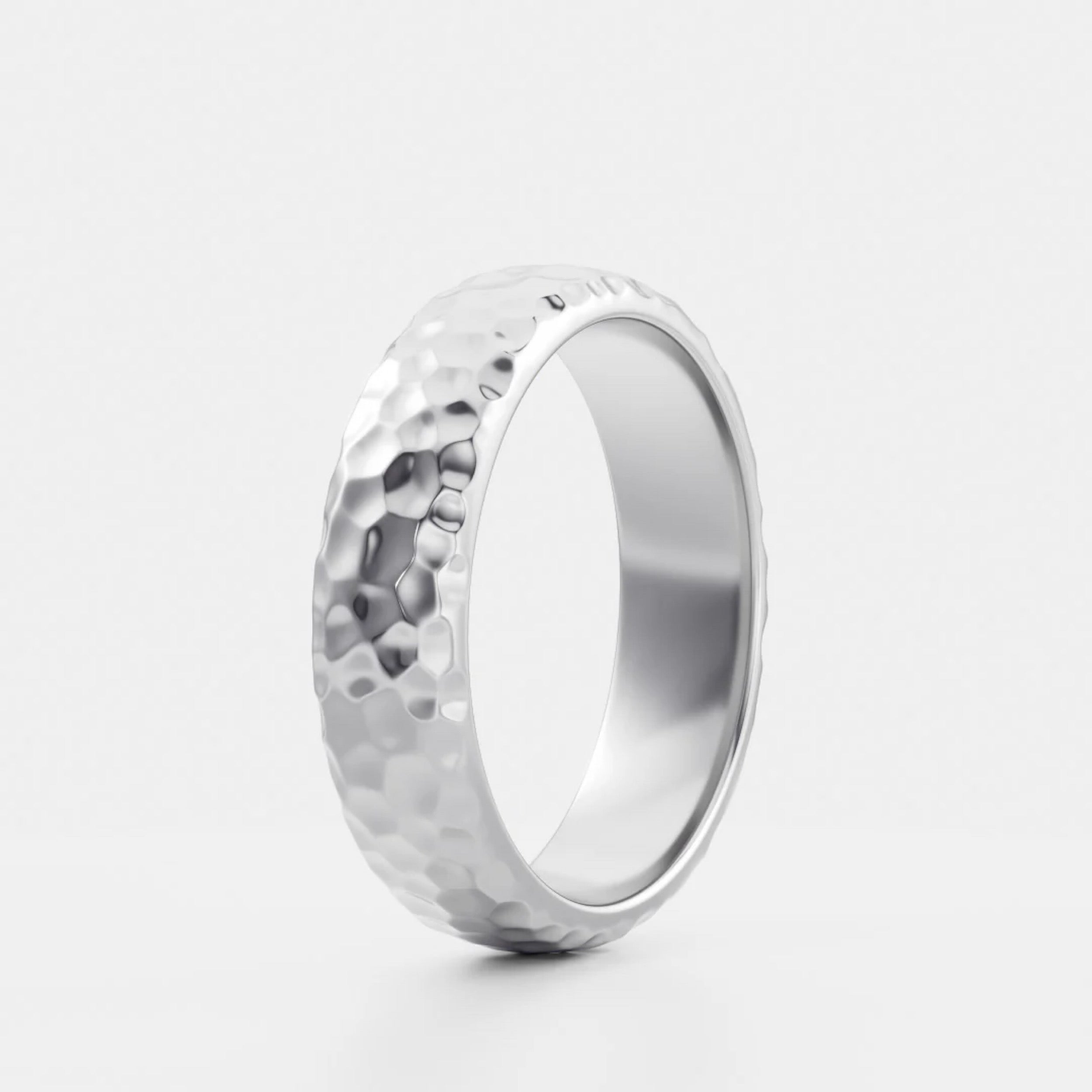 Men's Hammered Wedding Band