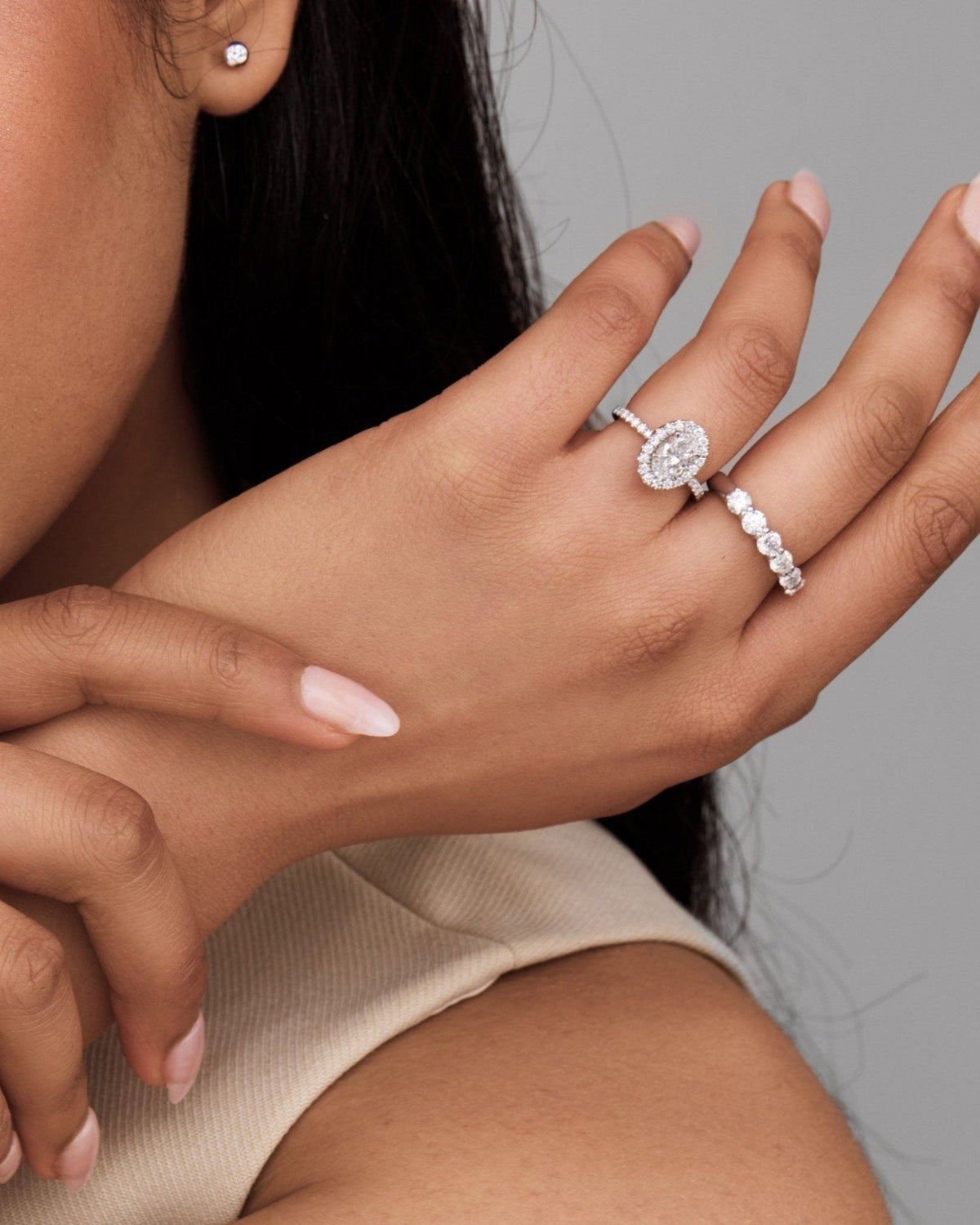 Oval cut lab grown diamond engagement ring in gold with halo and pave setting, featuring 1.5–3.5 CT center stone and shimmering accents

