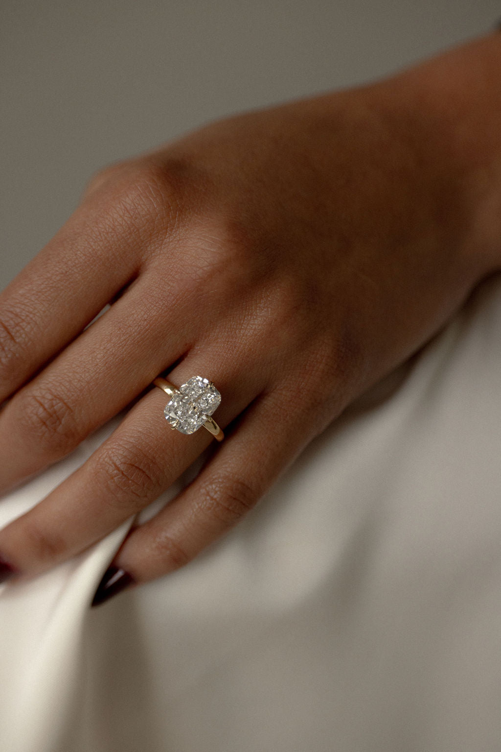 4.0 CT Elonagted Cushion CZ Diamond Engagement Ring- Home Trial Ring for Ashton