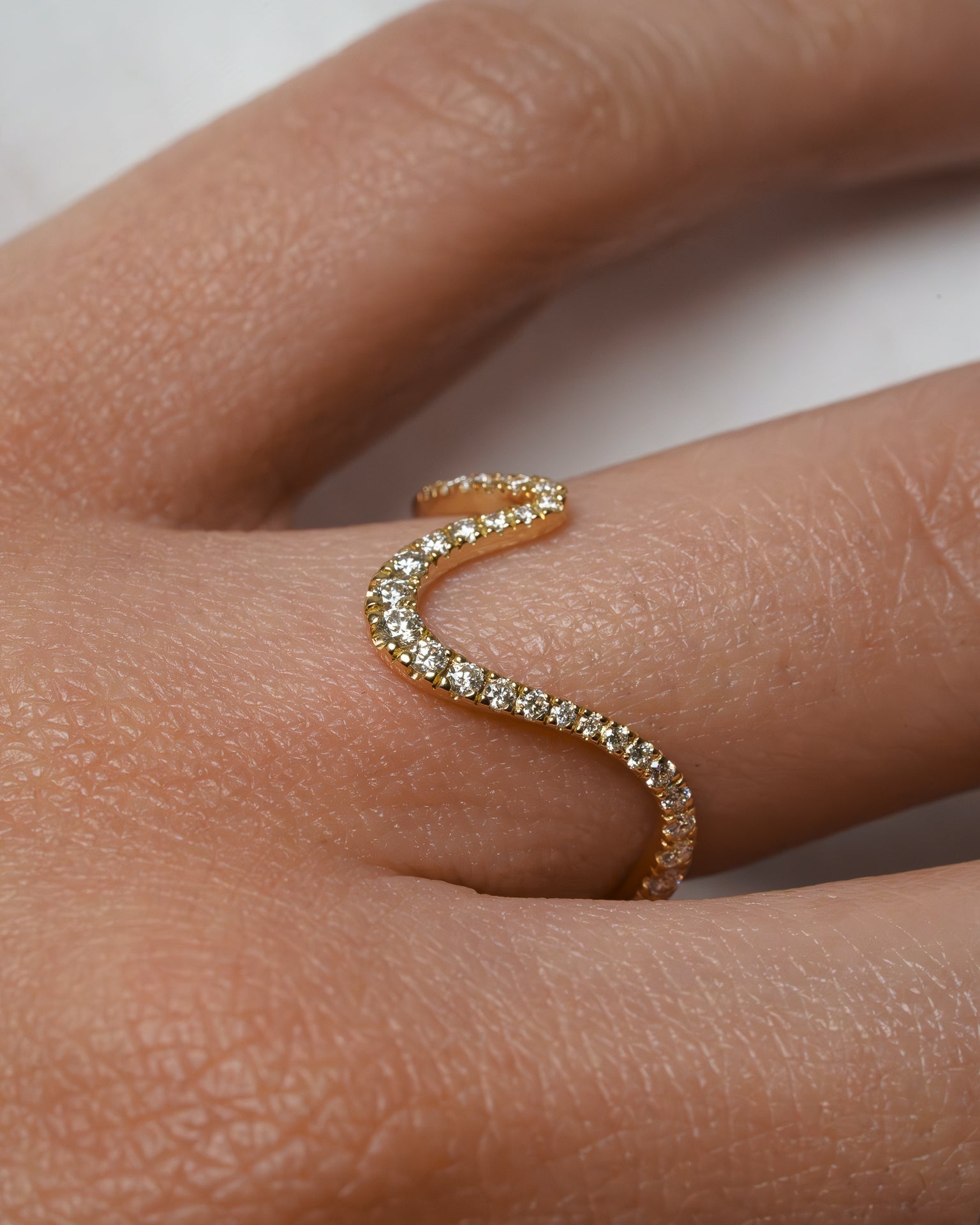 0.40 TCW Round Lab Grown Diamond Curved Wedding Band