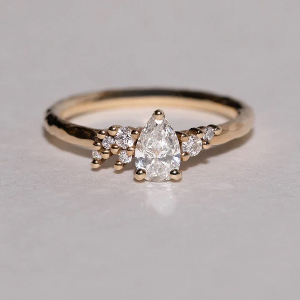 0.50- 1.5 CT Pear Cut CVD Diamond Cluster Setting Engagement Ring