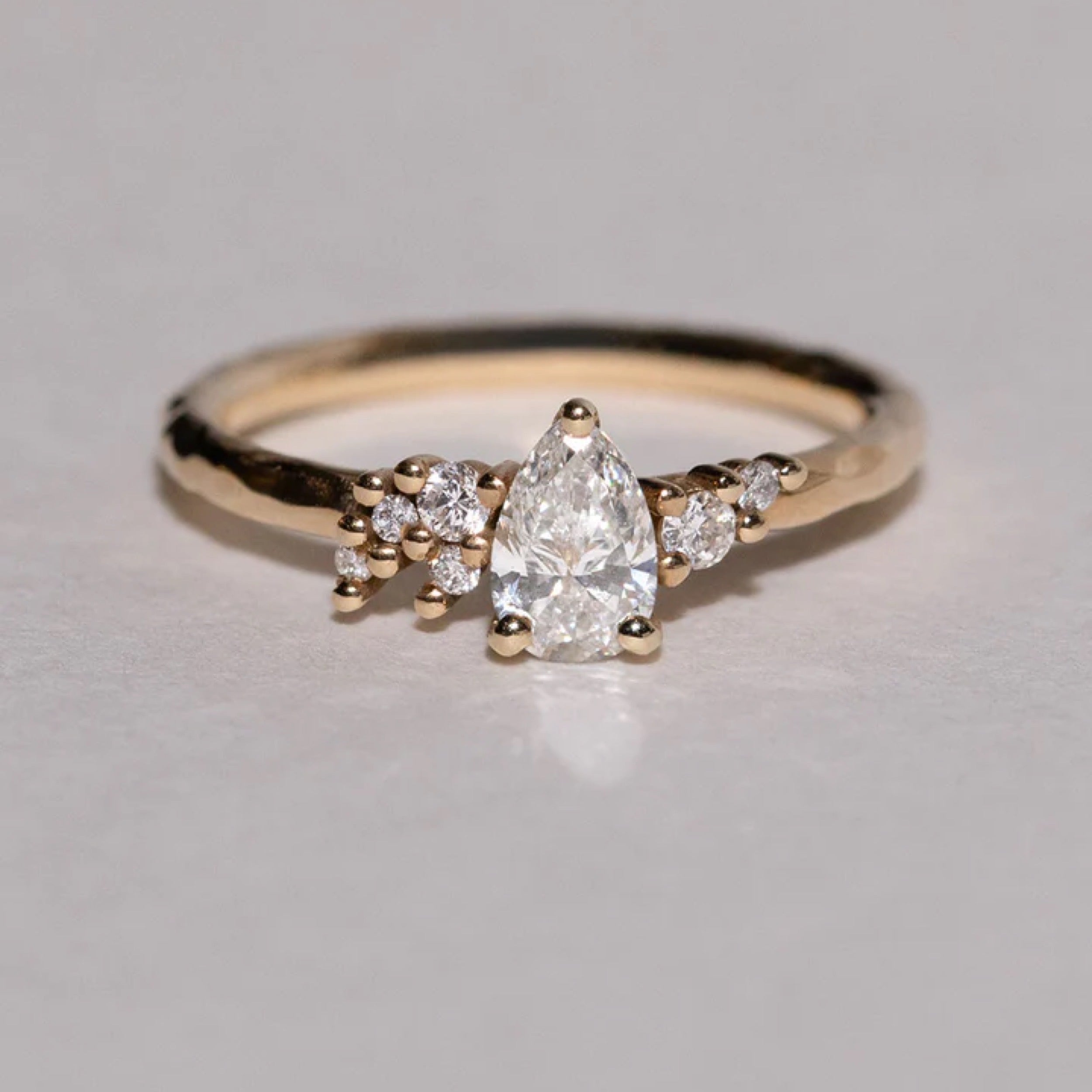 0.50- 1.5 CT Pear Cut CVD Diamond Cluster Setting Engagement Ring