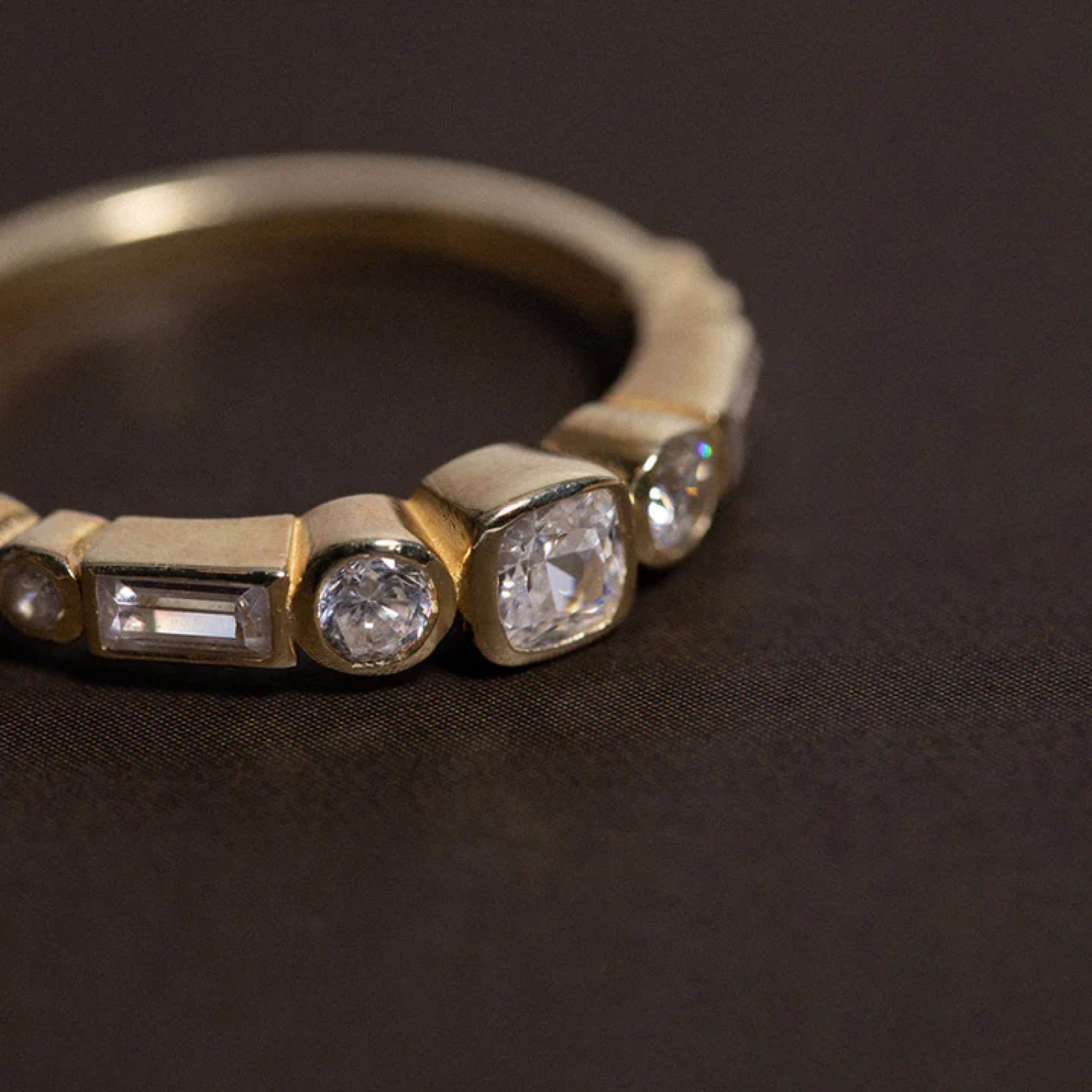 1.0 TCW Round , Baguette , Cushion Diamond Wedding Band