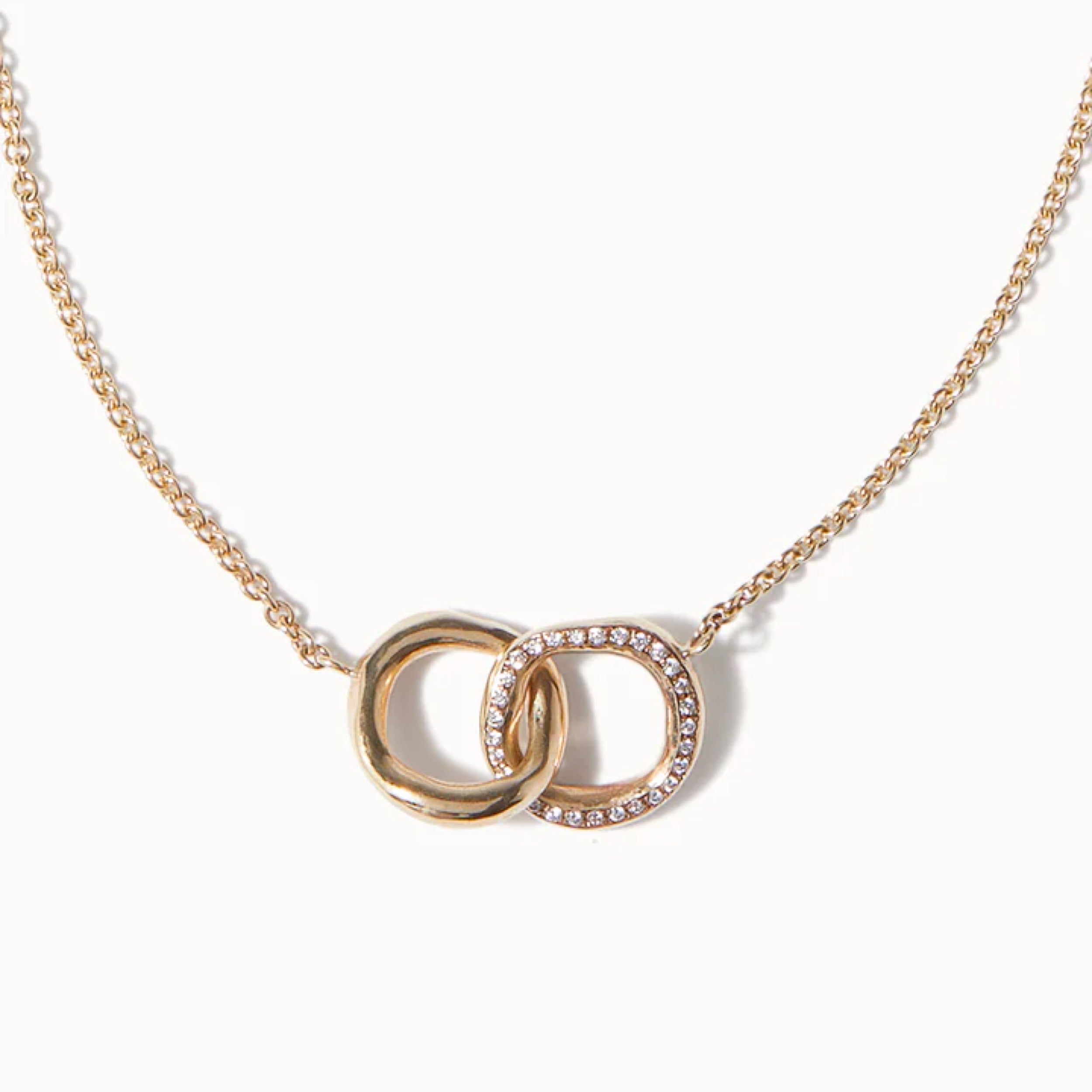 0.30 TCW Round F/VS Lab Grown Diamond circle Necklace