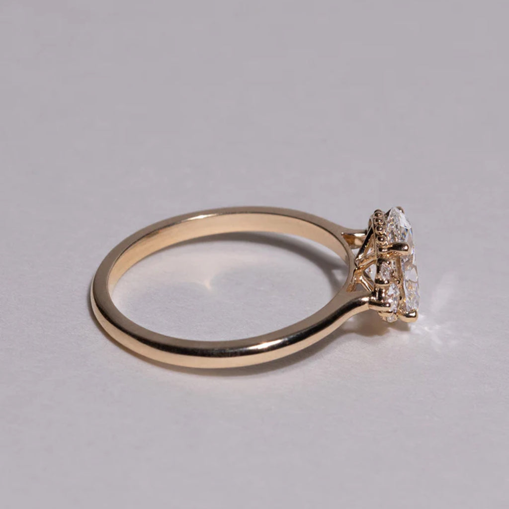 1.0 - 3.0 CT Oval Cut CVD Diamond Cluster Setting Engagement Ring