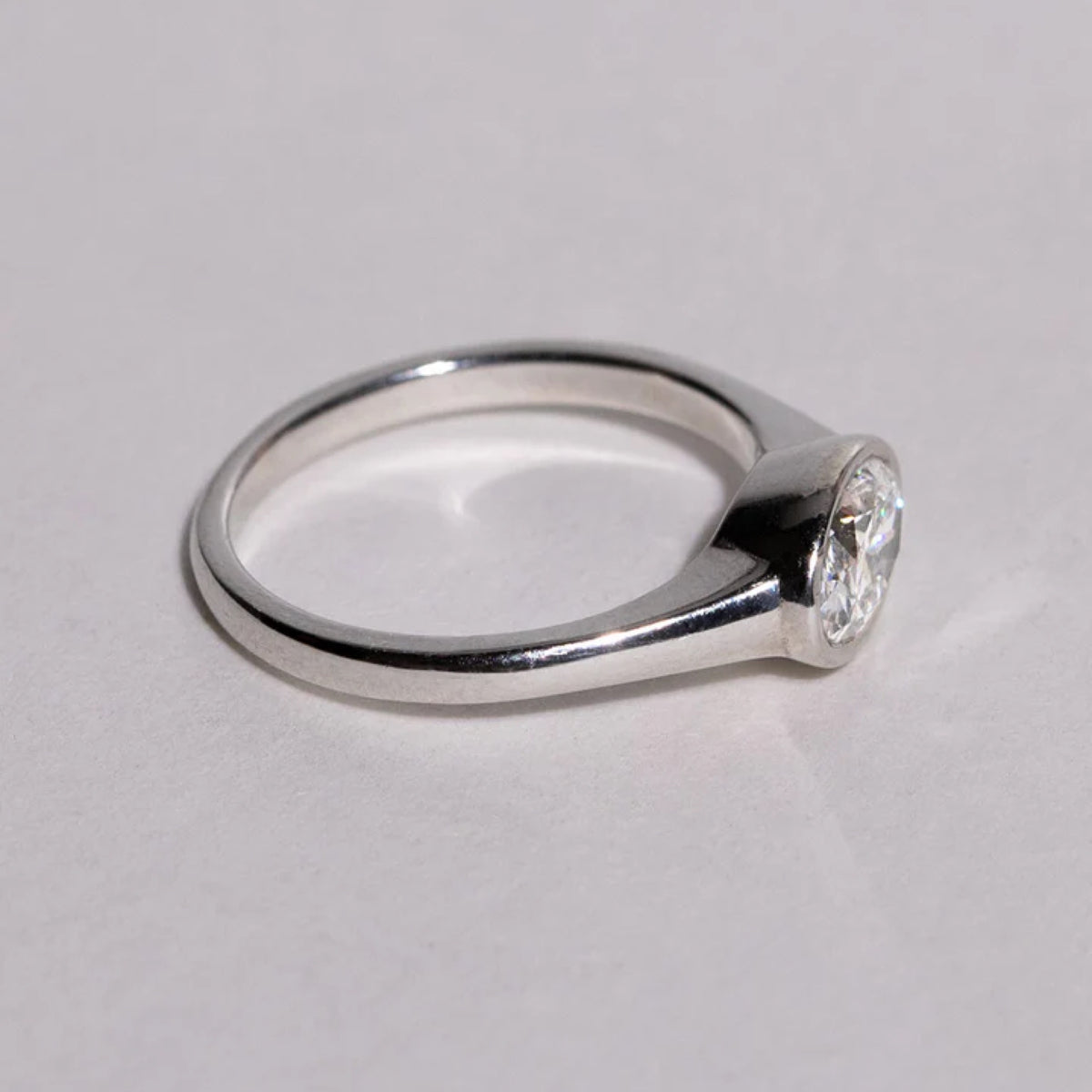 1.0 - 3.0 CT Oval Cut CVD Diamond Bezel Setting Engagement Ring 9