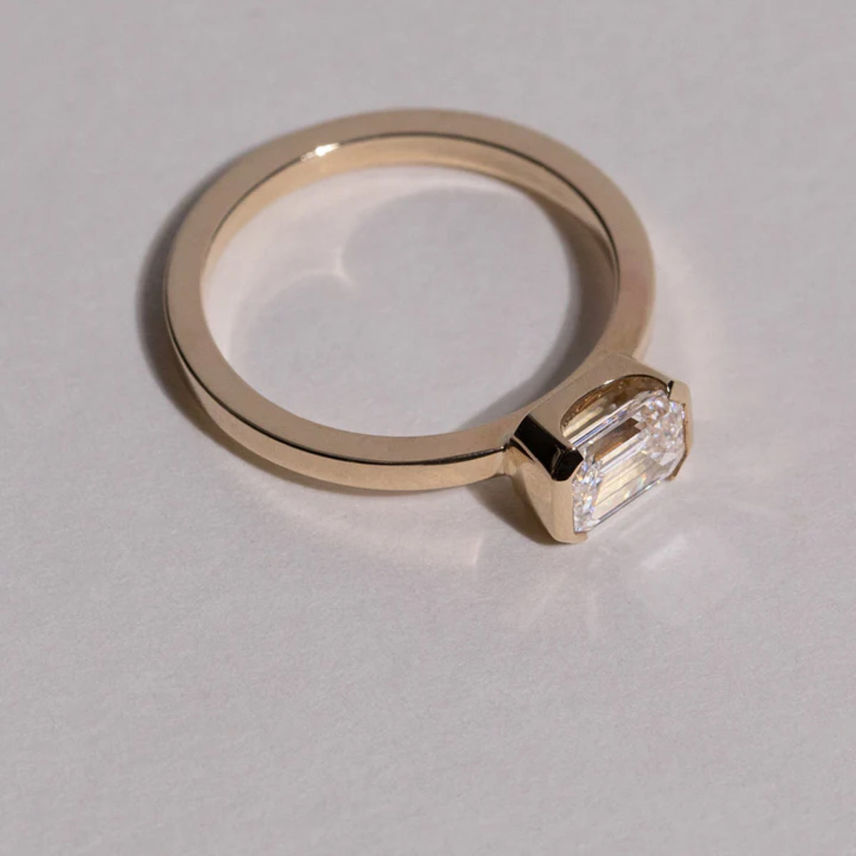 1.0 - 3.0 CT Emerald Cut CVD Diamond Bezel Setting Engagement Ring
