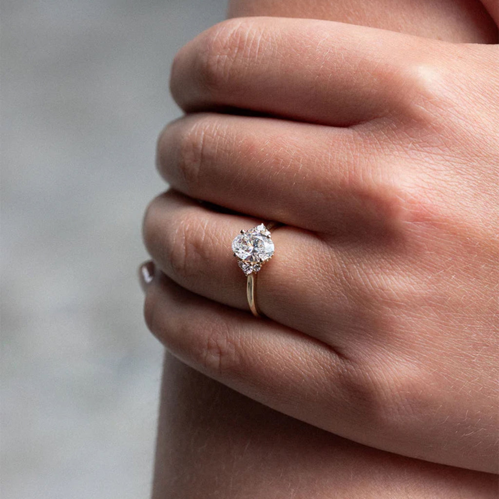 1.0 - 3.0 CT Oval Cut CVD Diamond Cluster Setting Engagement Ring