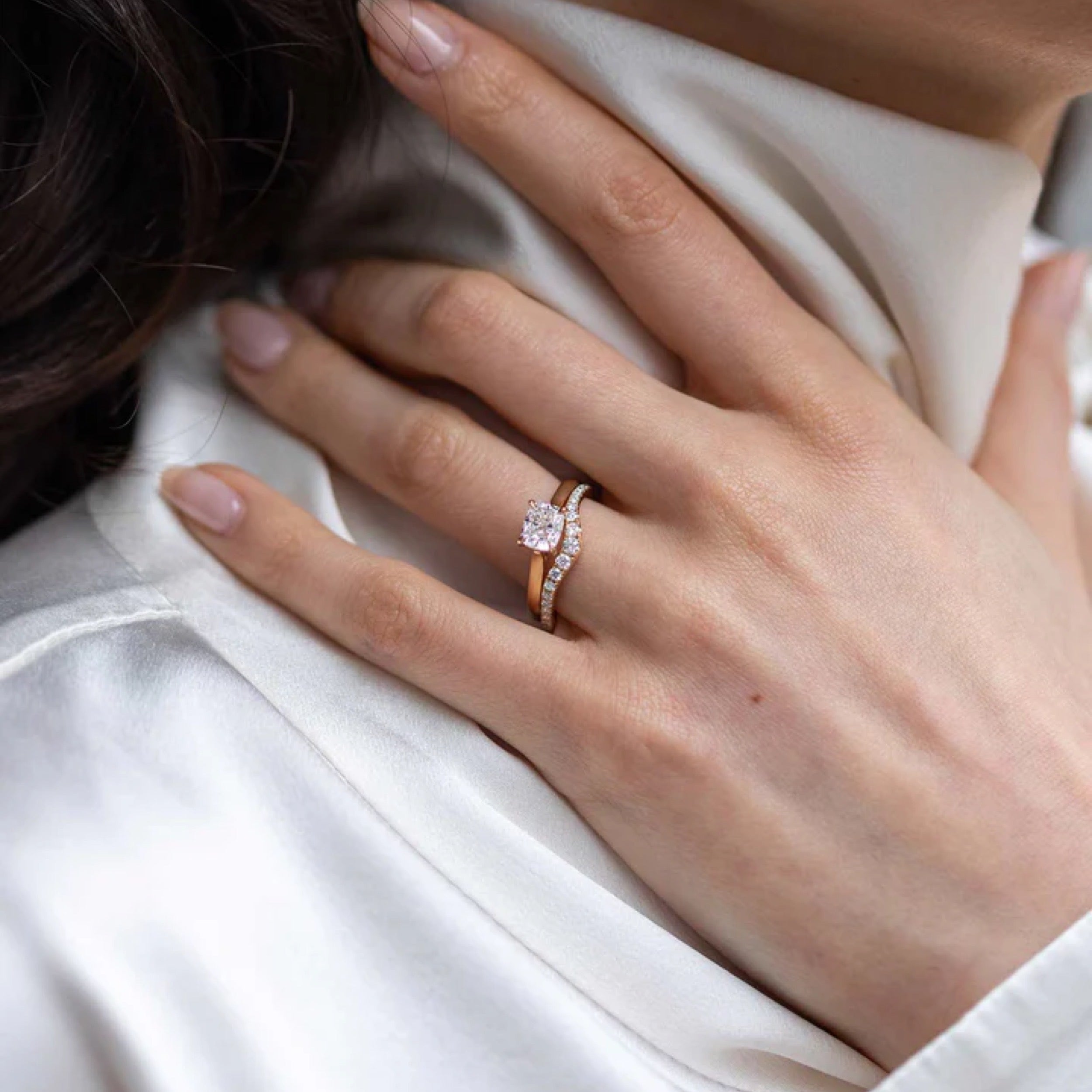 0.50 TCW Round Cut Diamond Curved Wedding Band