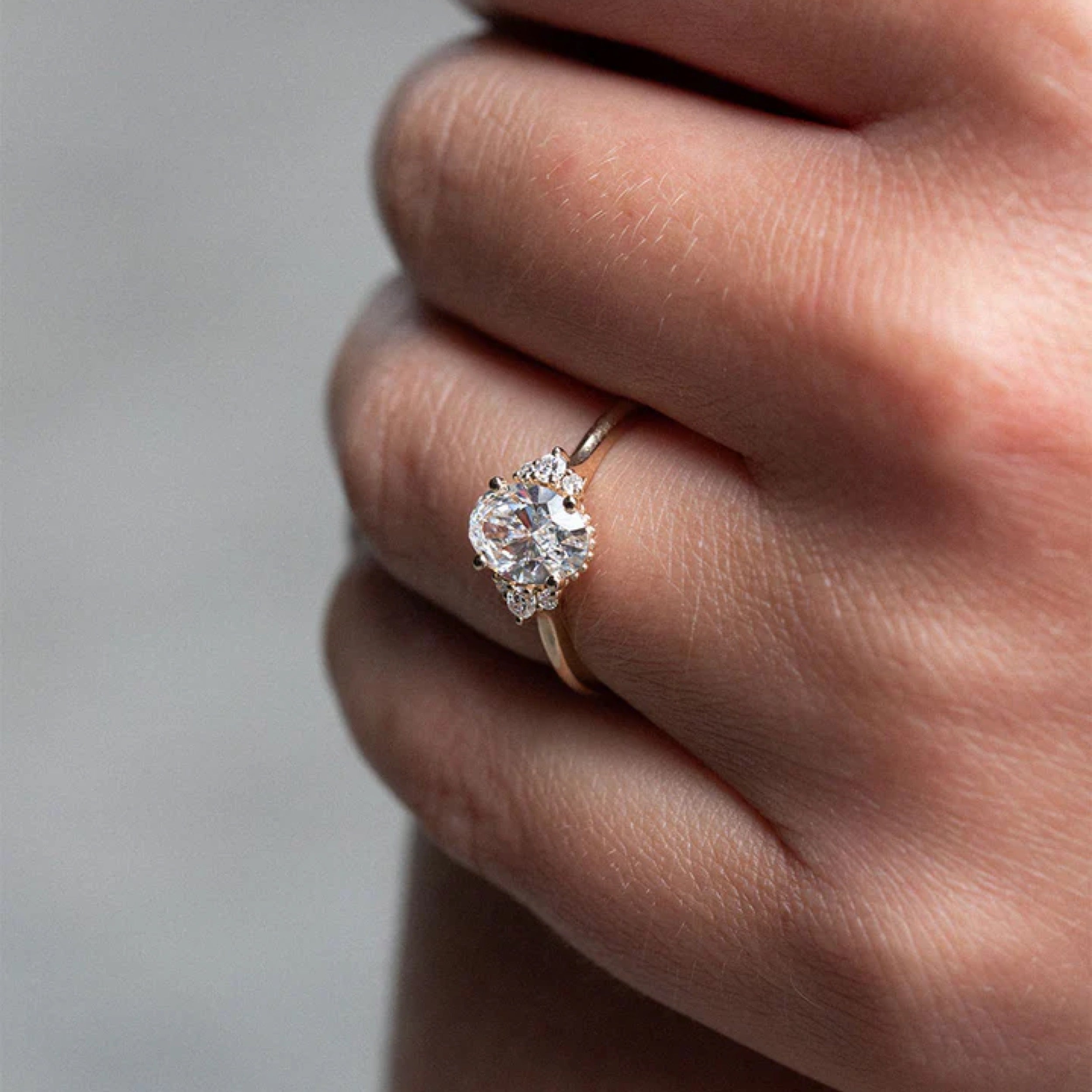 1.0 - 3.0 CT Oval Cut CVD Diamond Cluster Setting Engagement Ring