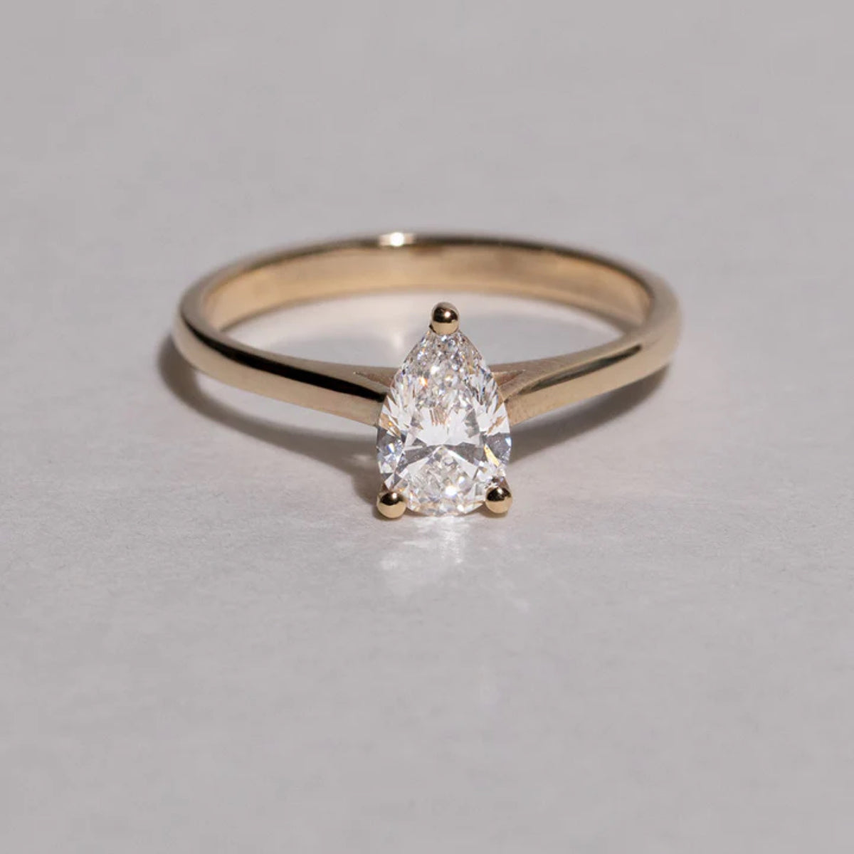 0.71 - 2.0 CT Pear Cut CVD Diamond Solitaire Setting Engagement Ring