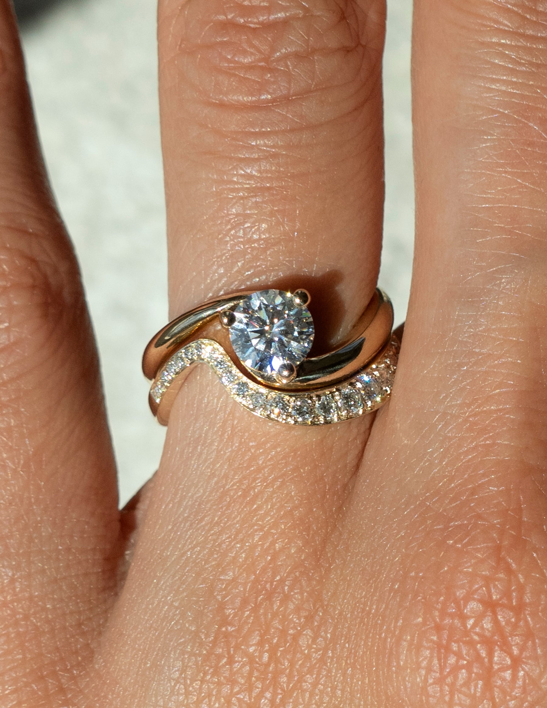 1.0-2.0 CT Round Cut Lab Grown Diamond Solitaire Style Bridal Ring Set